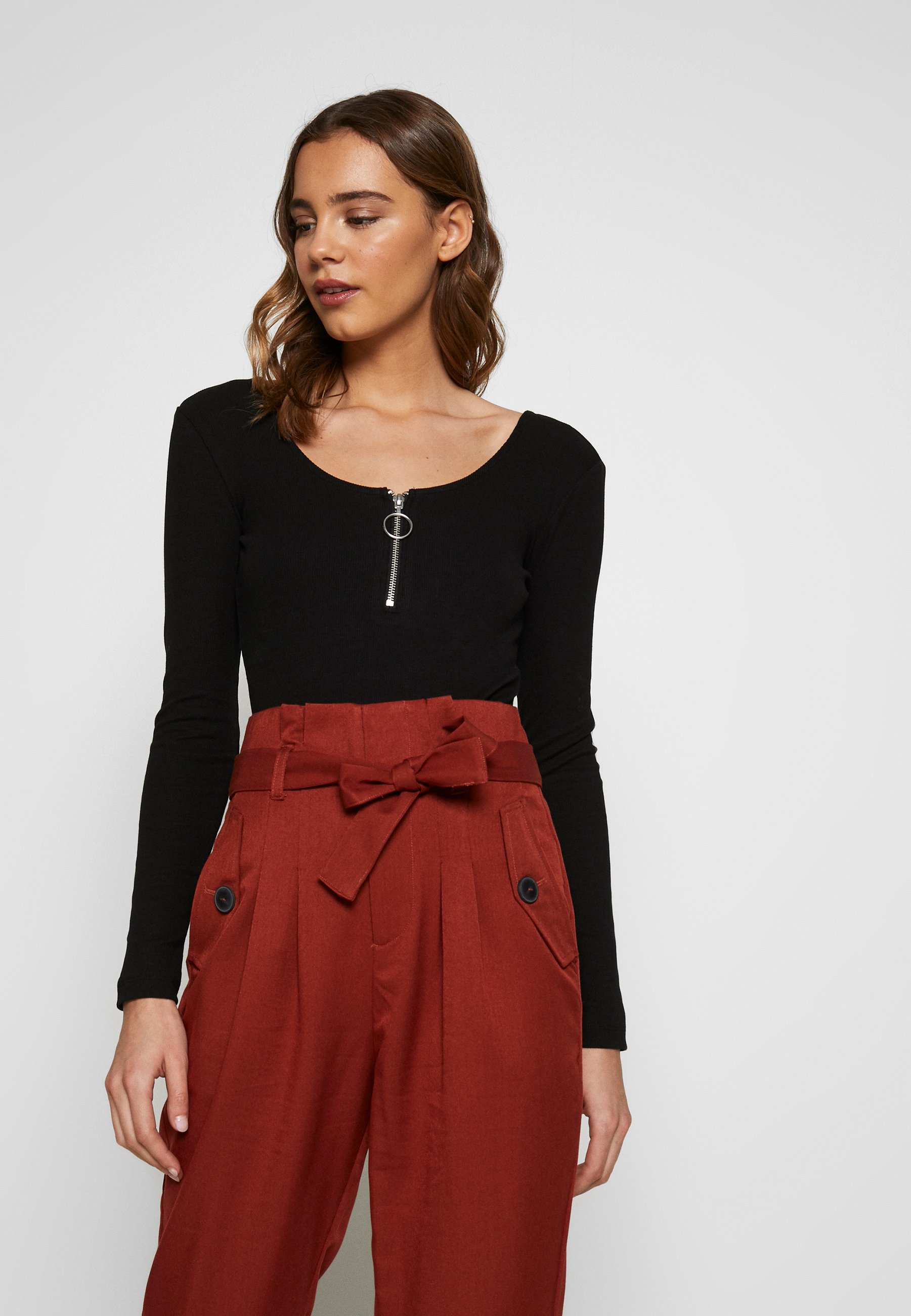 Long sleeved top