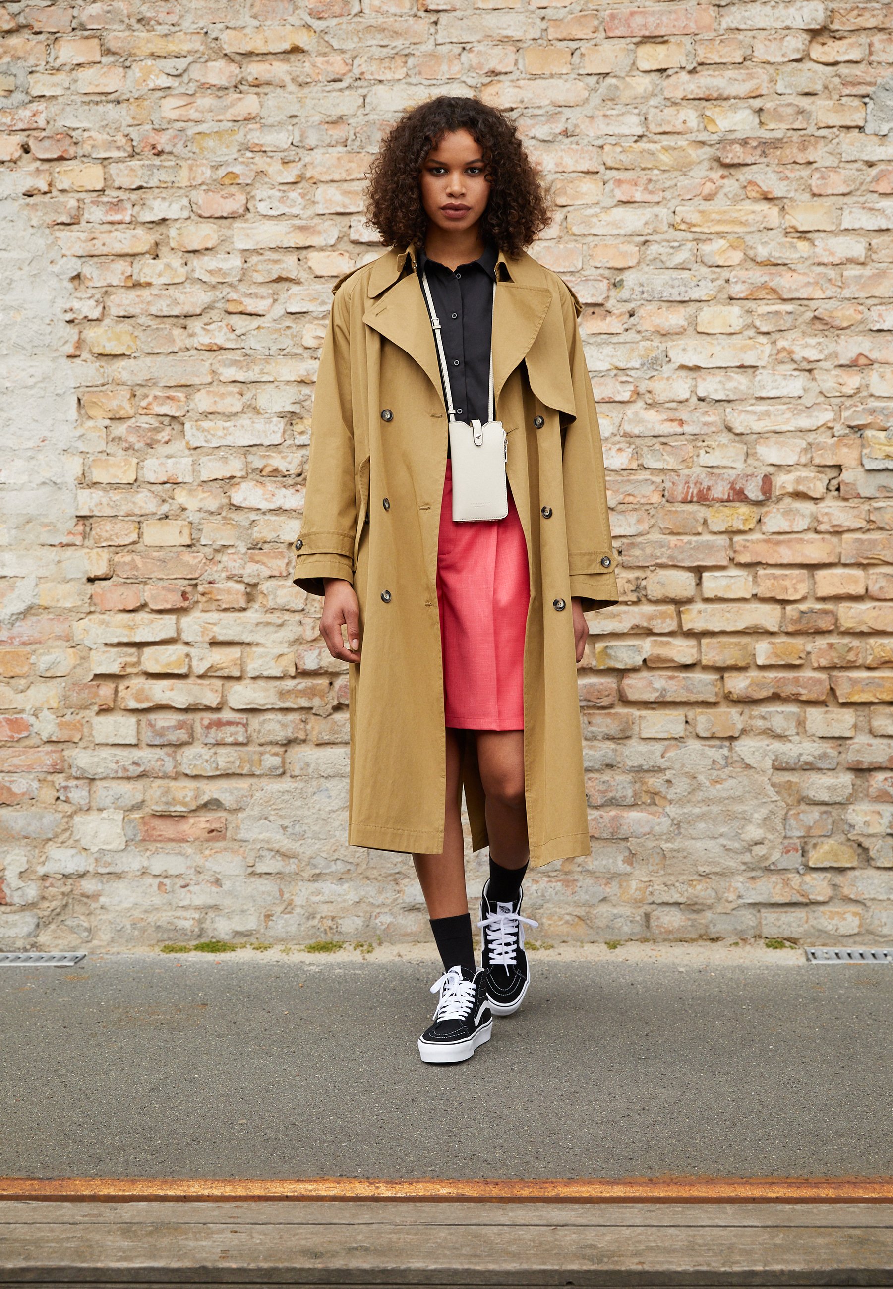 UA SK8-HI PLATFORM 2.0 - High-top trainers