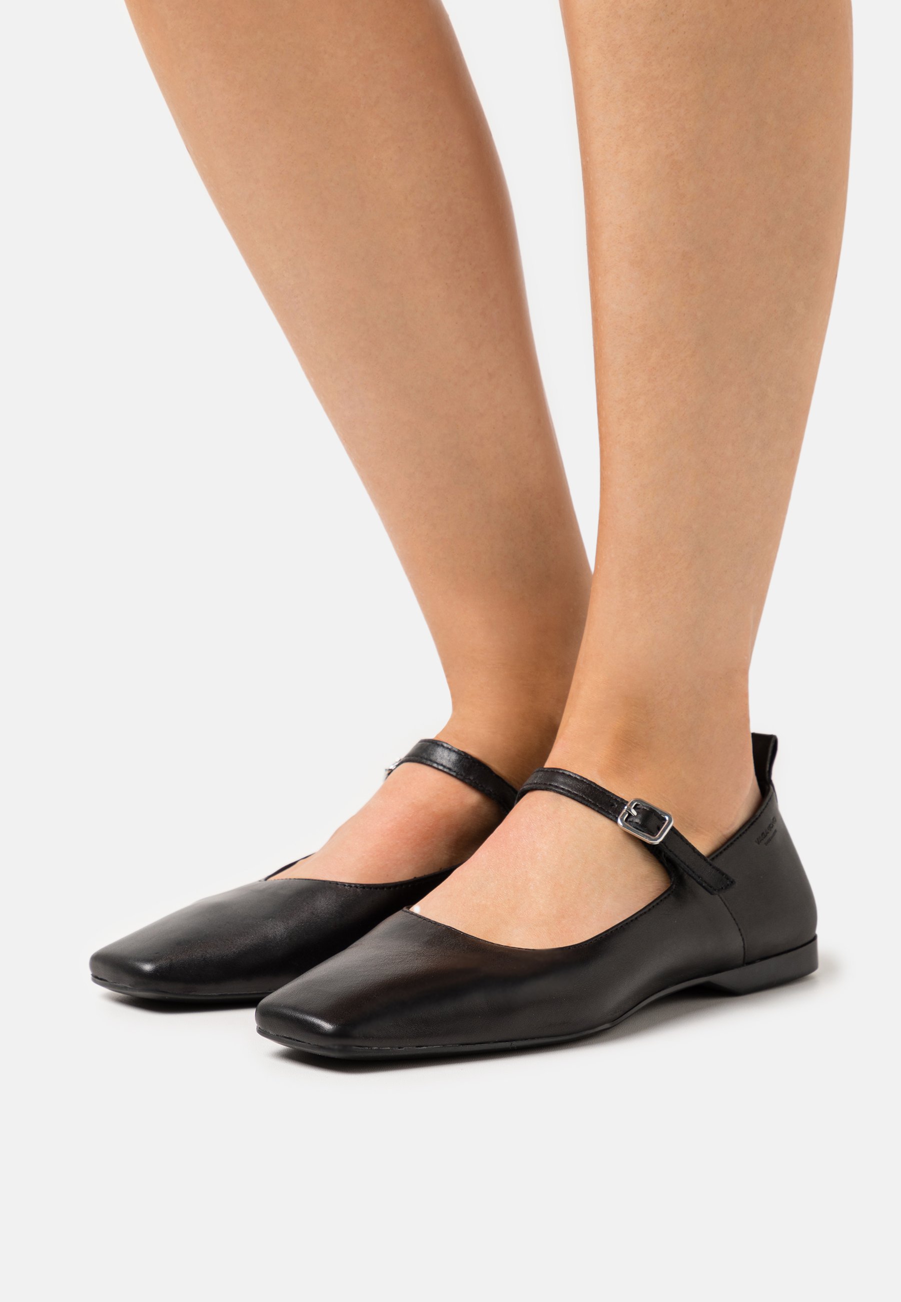 DELIA - Ankle strap ballet pumps
