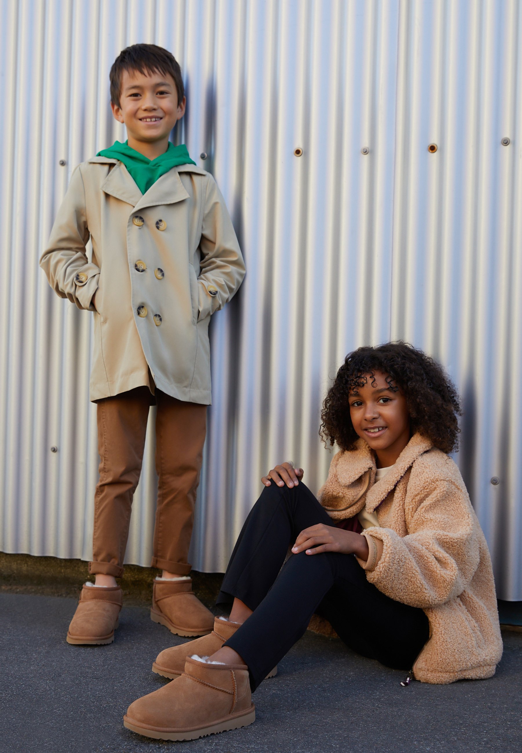 CLASSIC ULTRA MINI UNISEX - Classic ankle boots