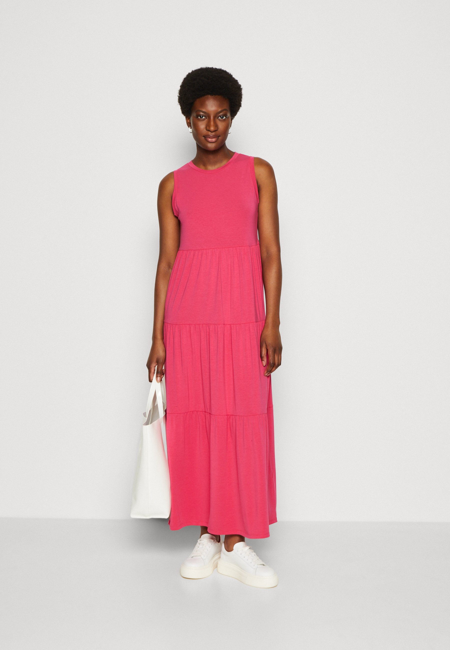 DRESS SLEEVELESS ROUND NECK RUFFLES AT BOTTOM PART - Maxi dress