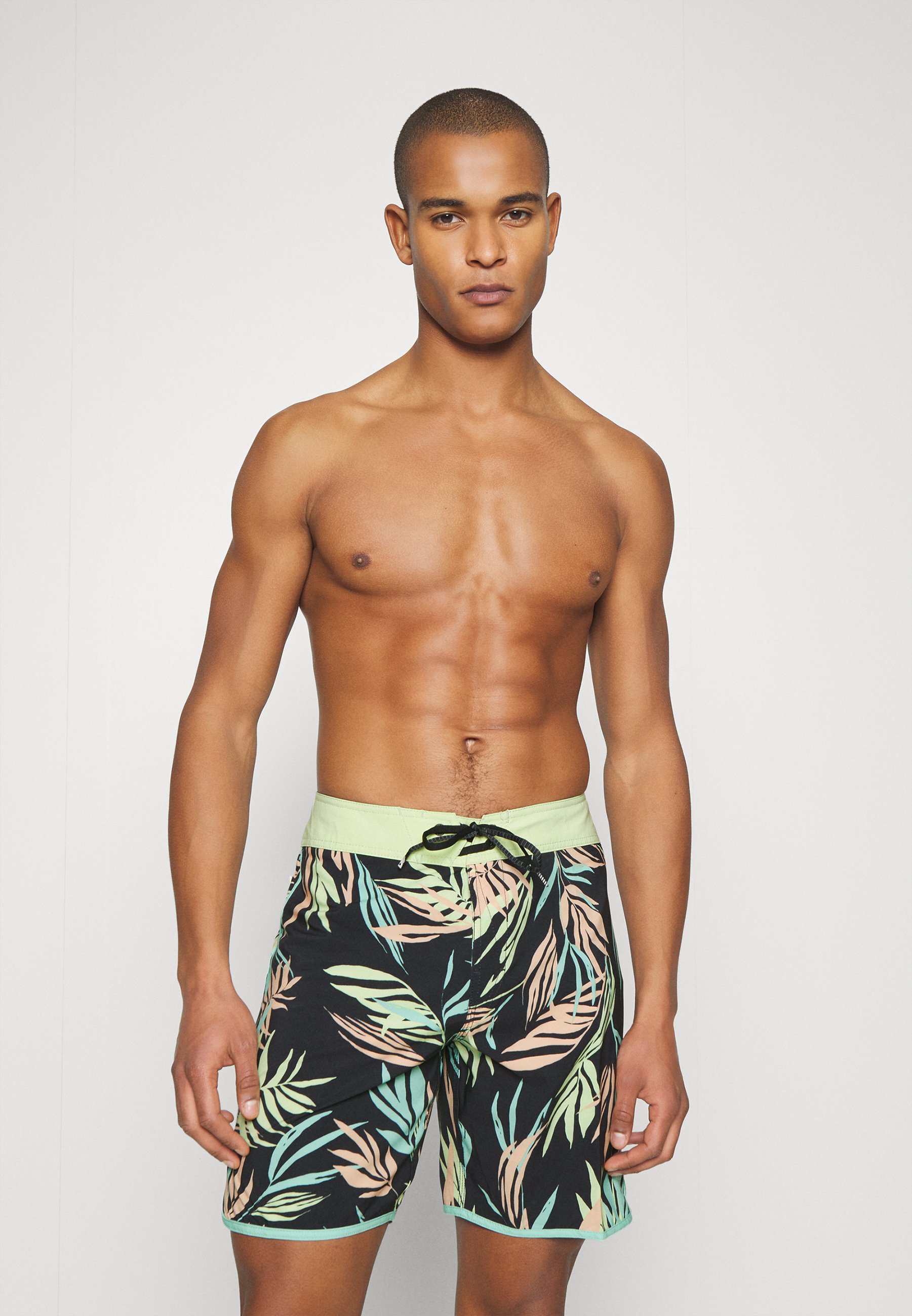 BLEEDING LEAF - Swimming shorts