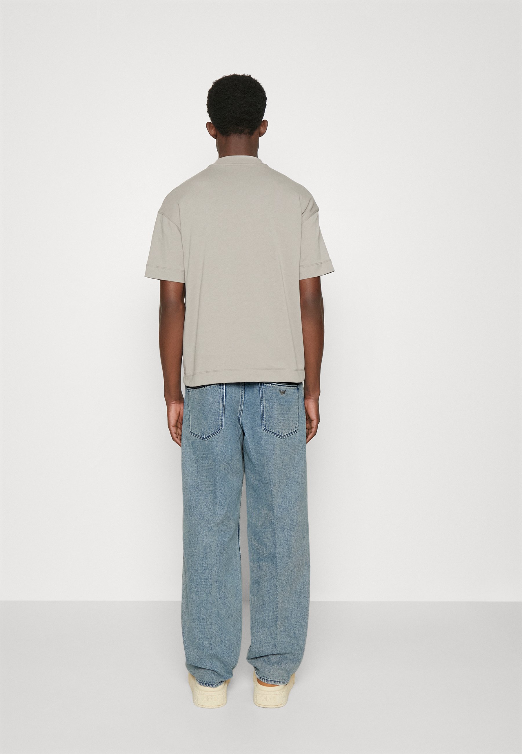 Relaxed fit jeans