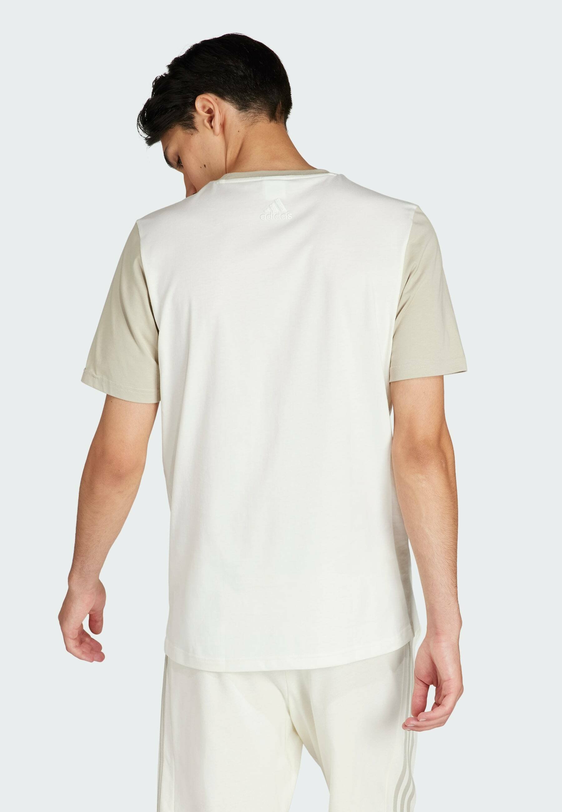ESSENTIALS SINGLE BIG LOGO- Print T-shirt