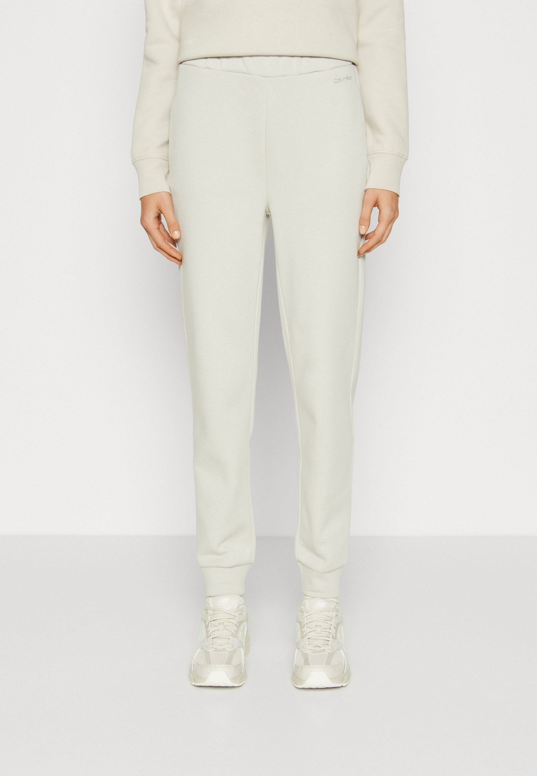 METALLIC MICRO LOGO - Tracksuit bottoms