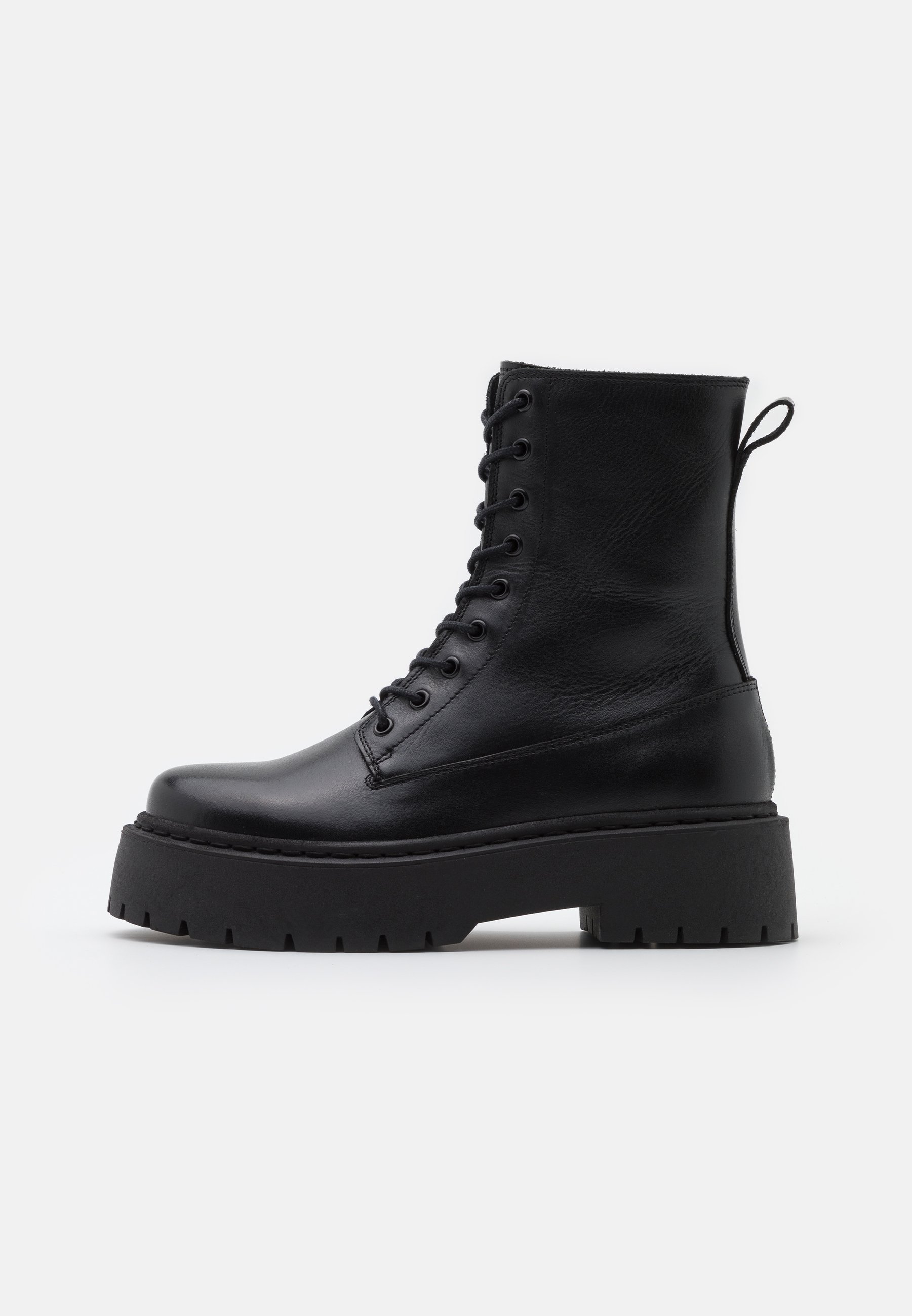 Platform ankle boots