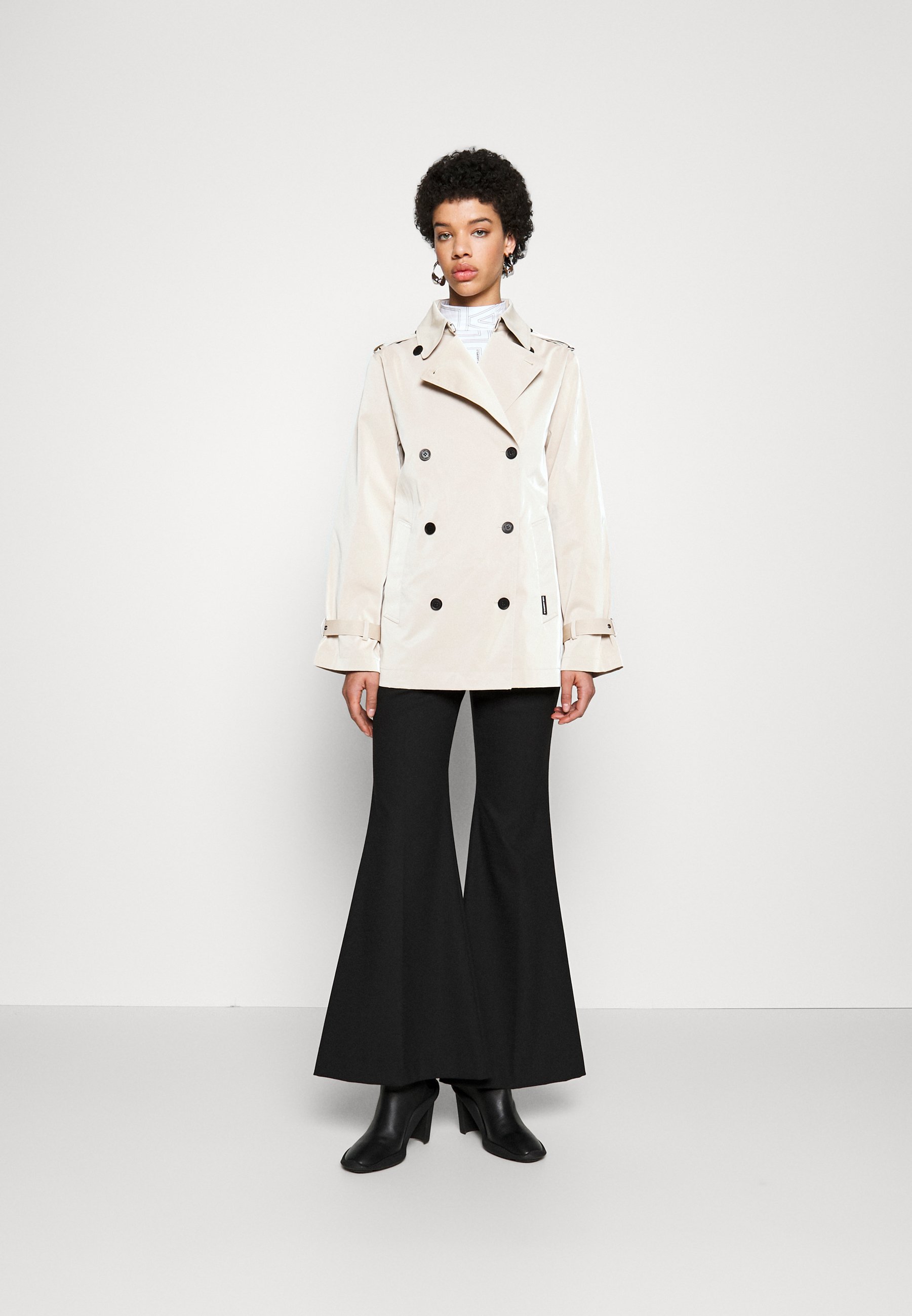 SHORT TRENCH - Trenchcoat