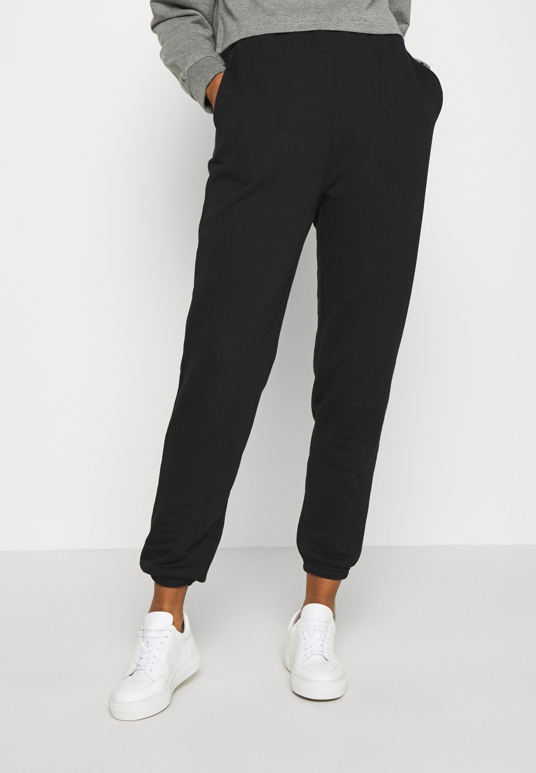 Tracksuit bottoms