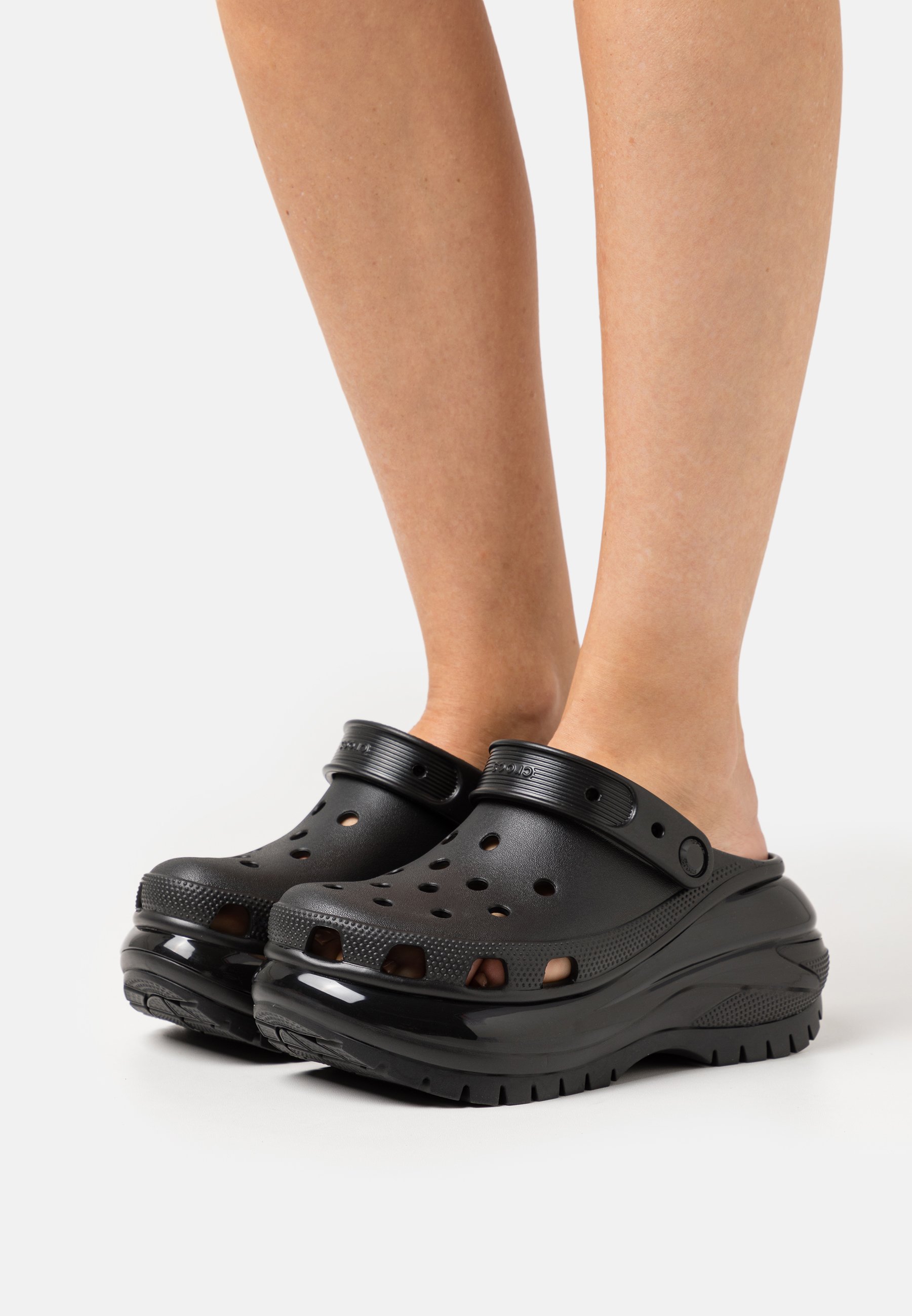 CLASSIC MEGA CRUSH UNISEX - Mules