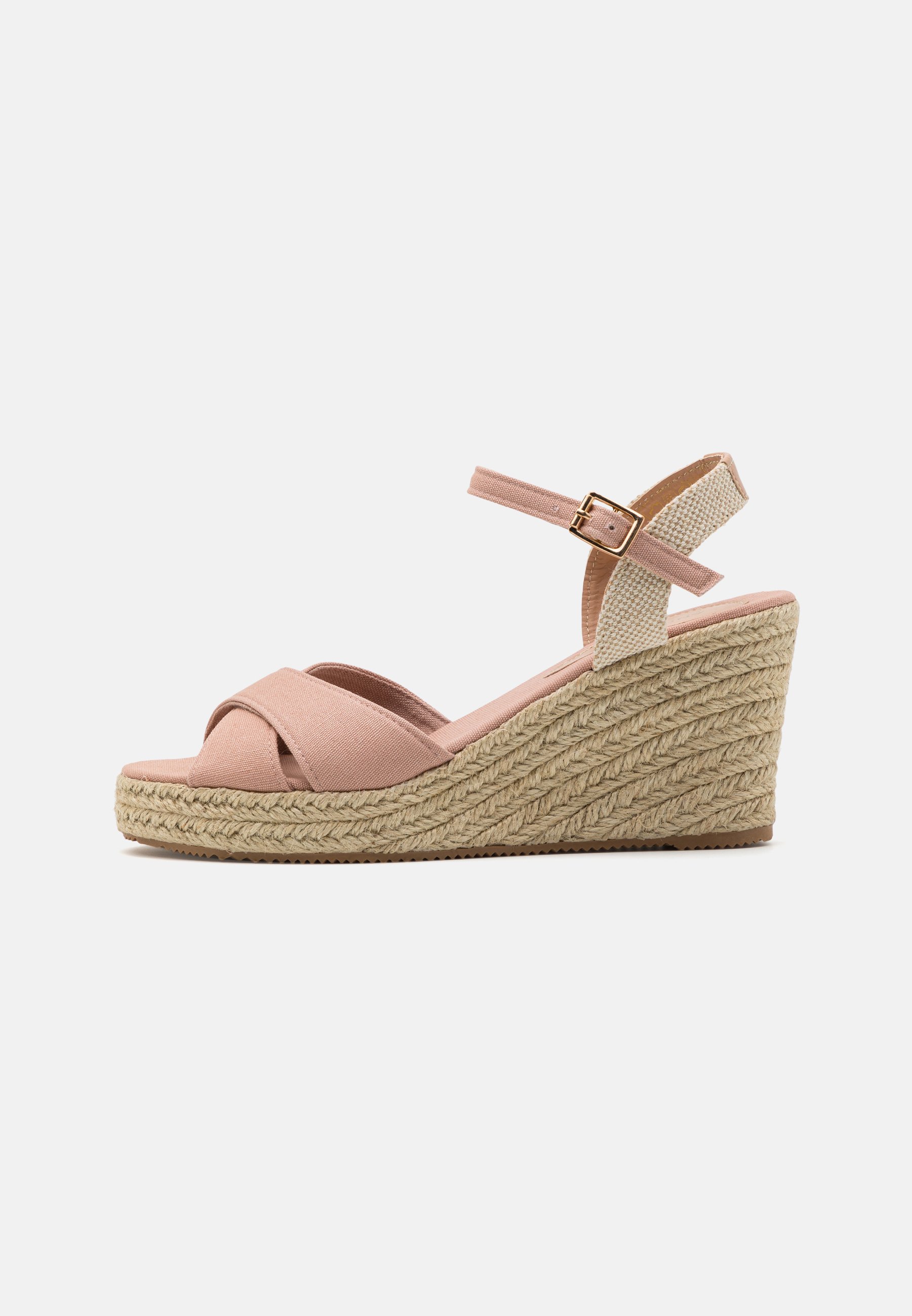 Platform sandals