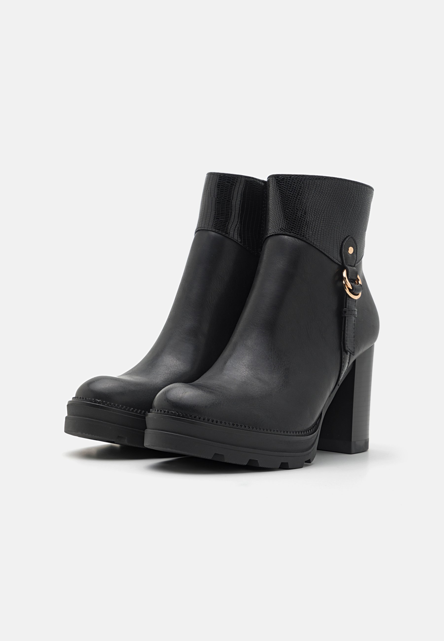 Platform ankle boots