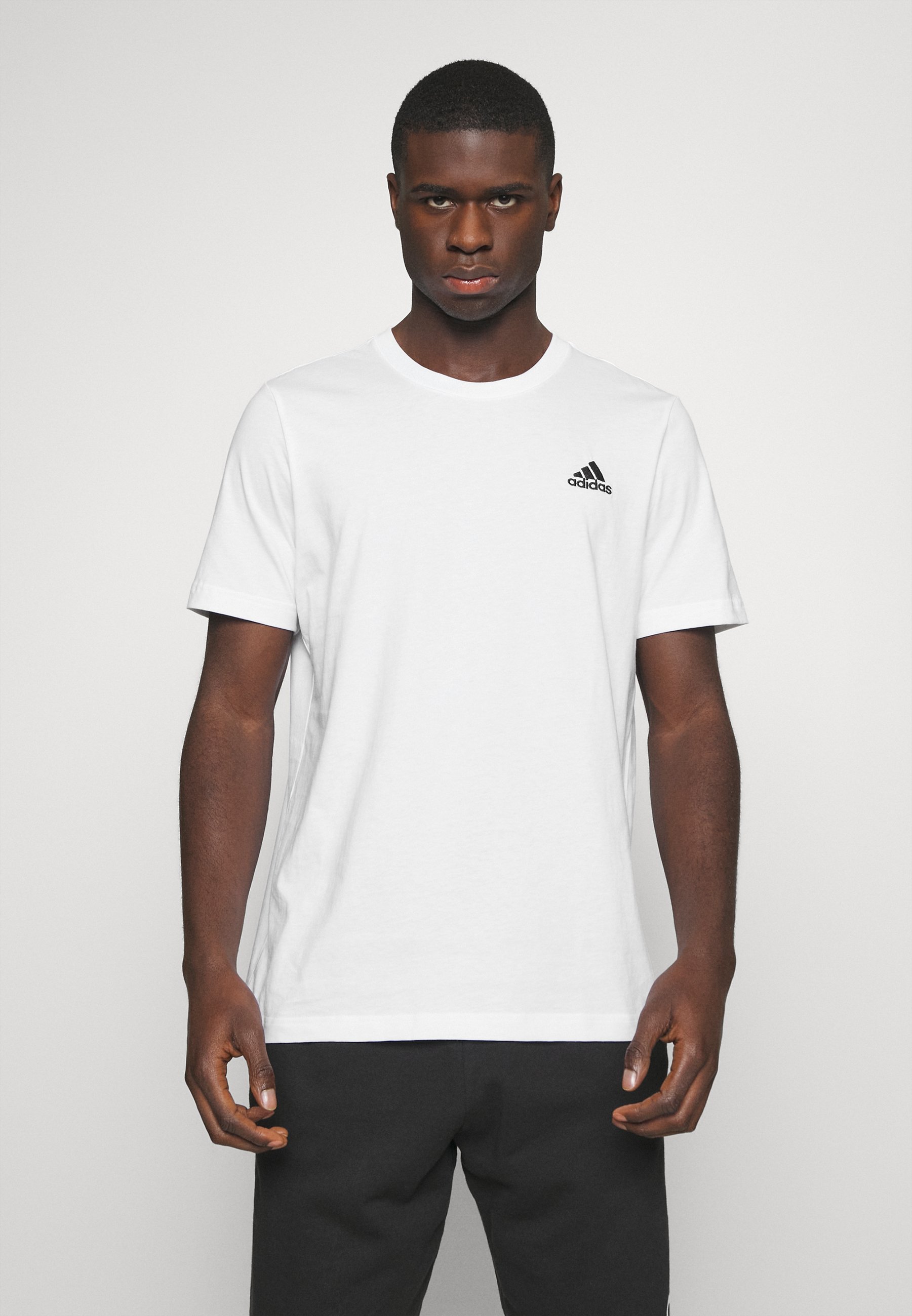 ESSENTIALS BASIC - Basic T-shirt