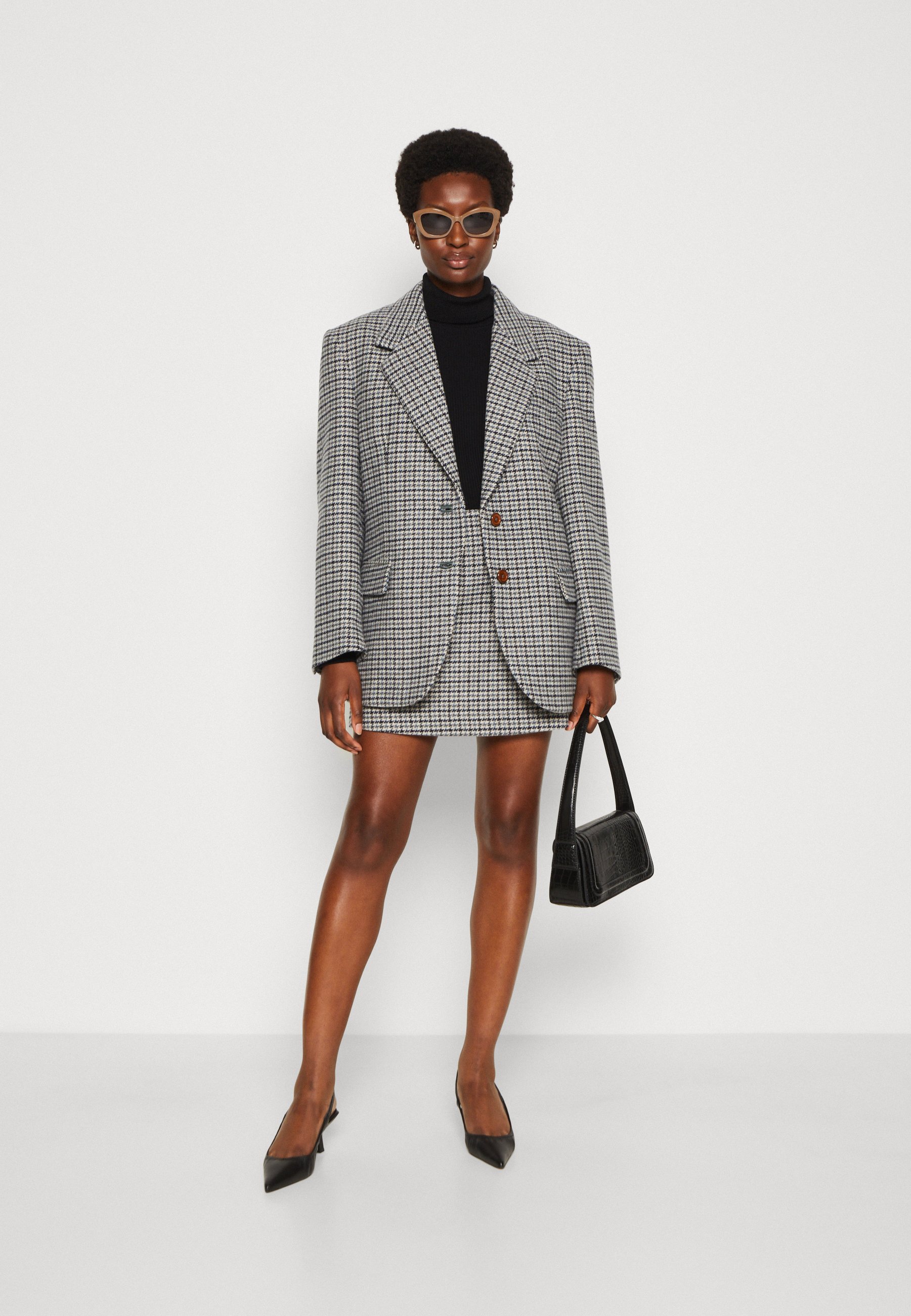 OVERSIZED CHECK - Short coat