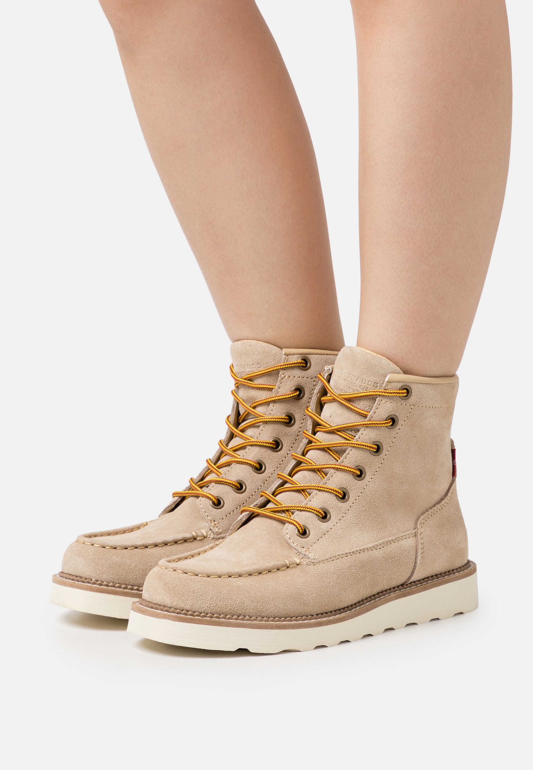 DARROW CHUKKA- Lace-up ankle boots