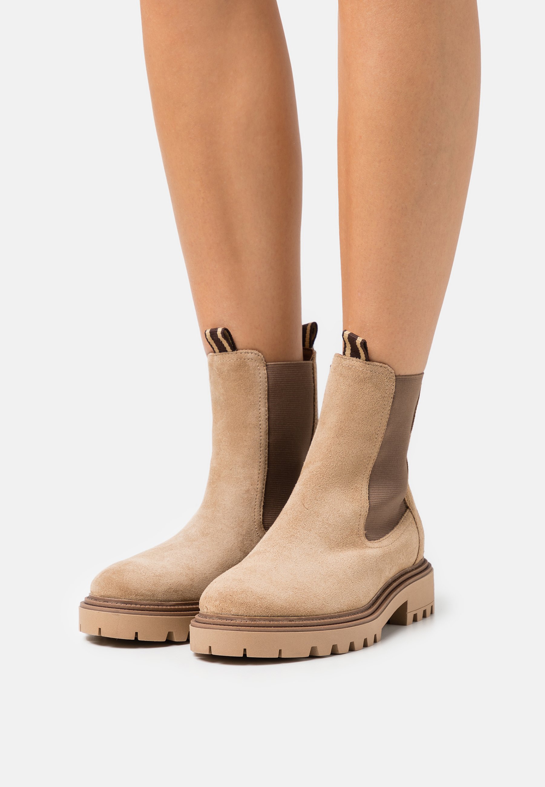 LEATHER- Classic ankle boots