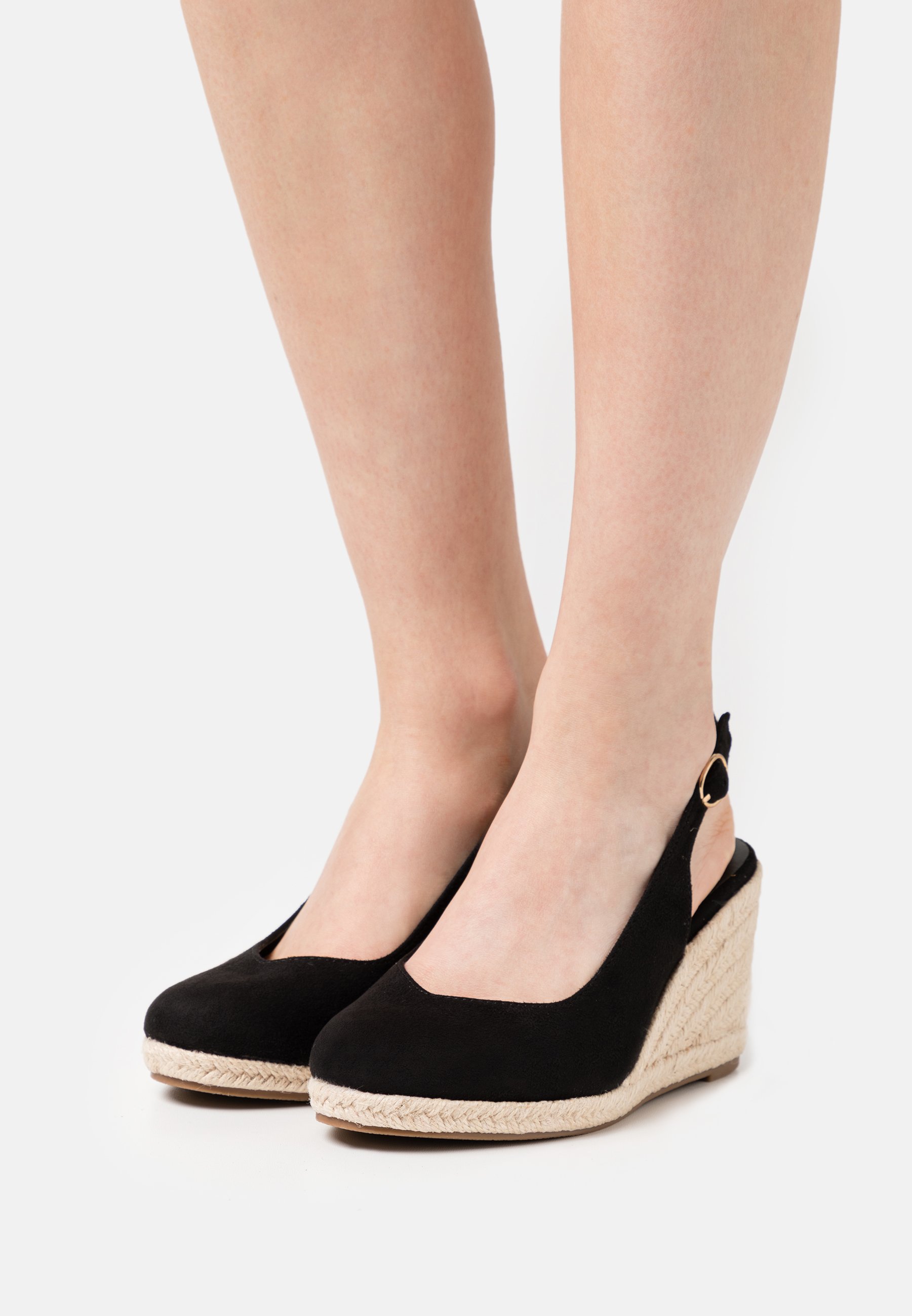 Platform sandals