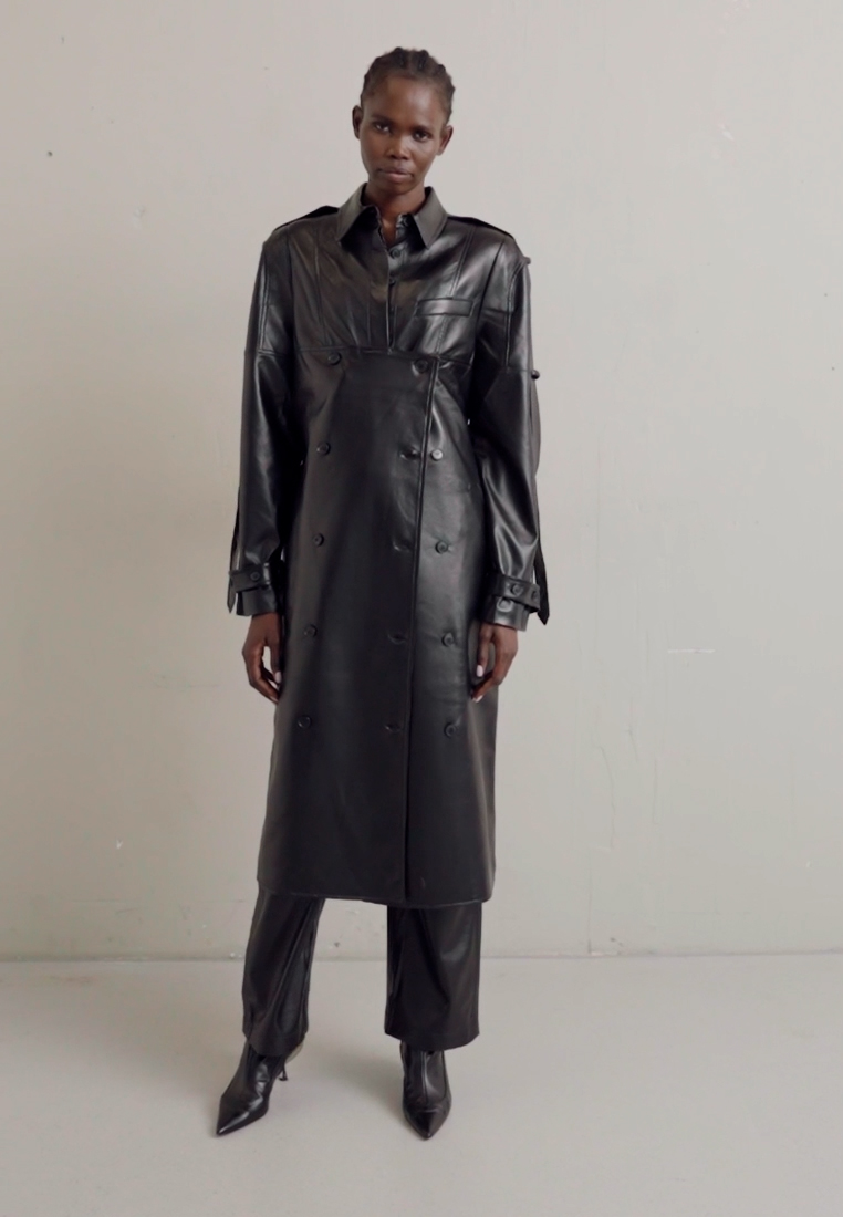 GEOMETRY - Trenchcoat