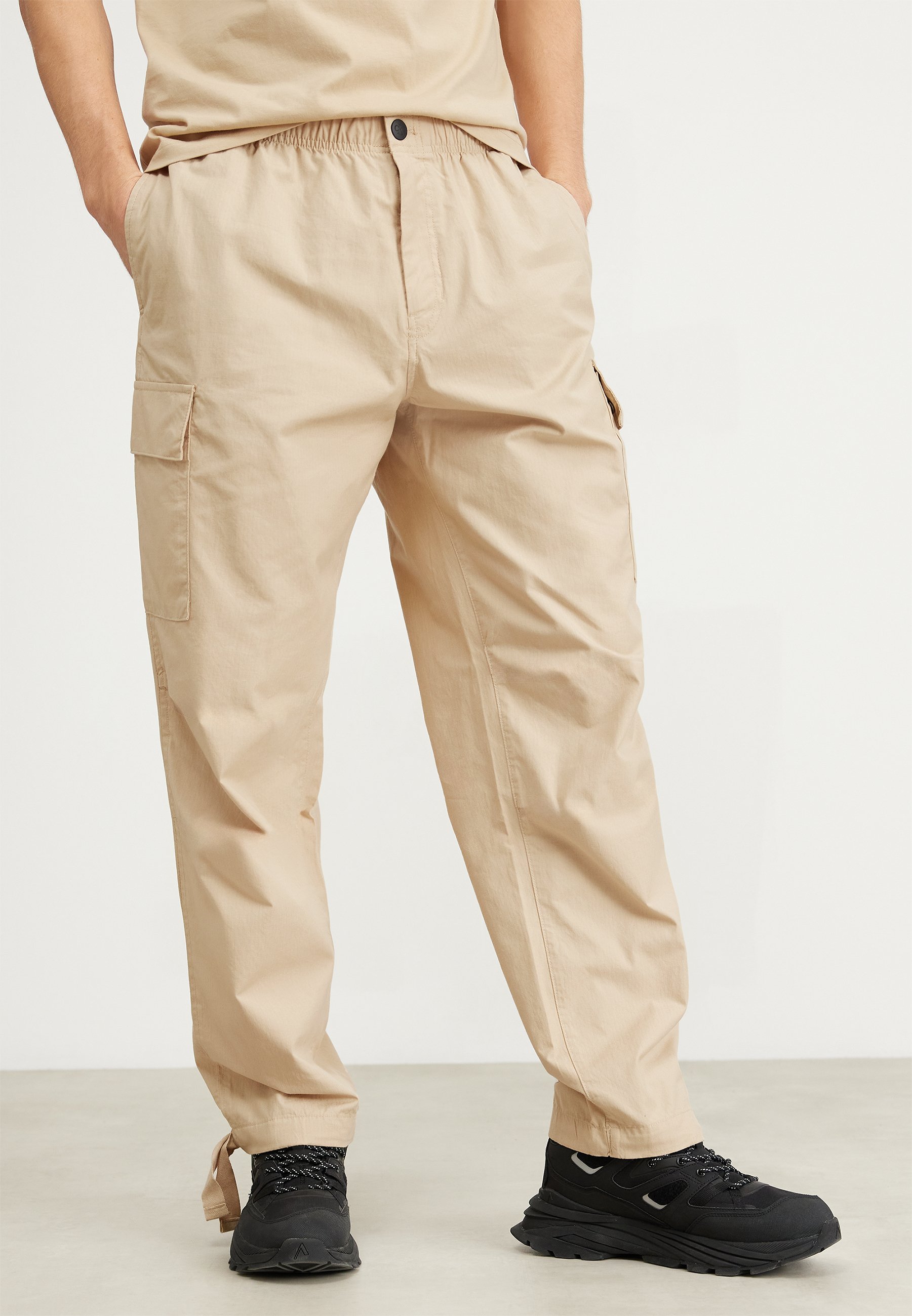 ESSENTIAL REGULAR PANT - Cargo trousers