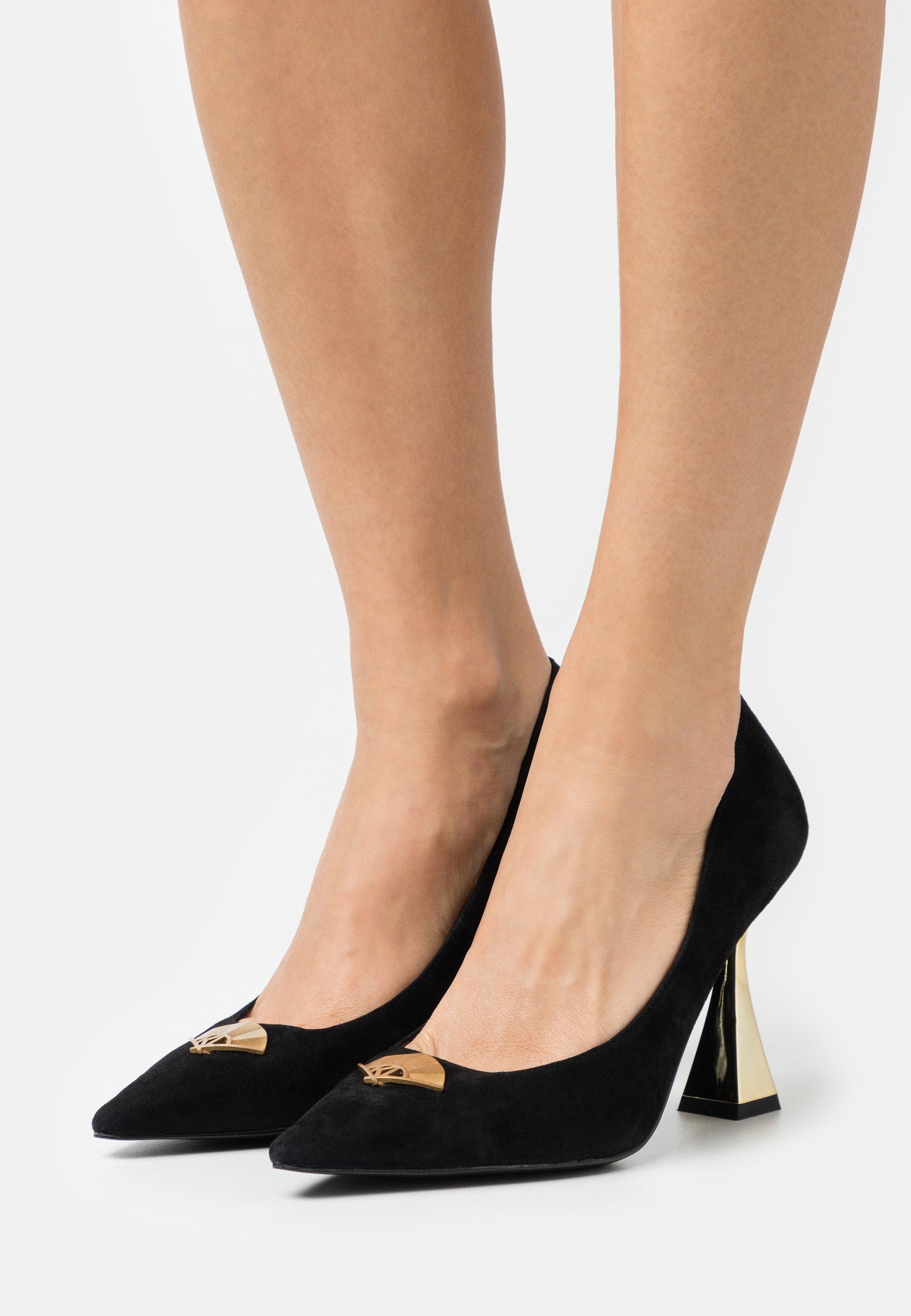 DEBUT FAN COURT - Classic heels