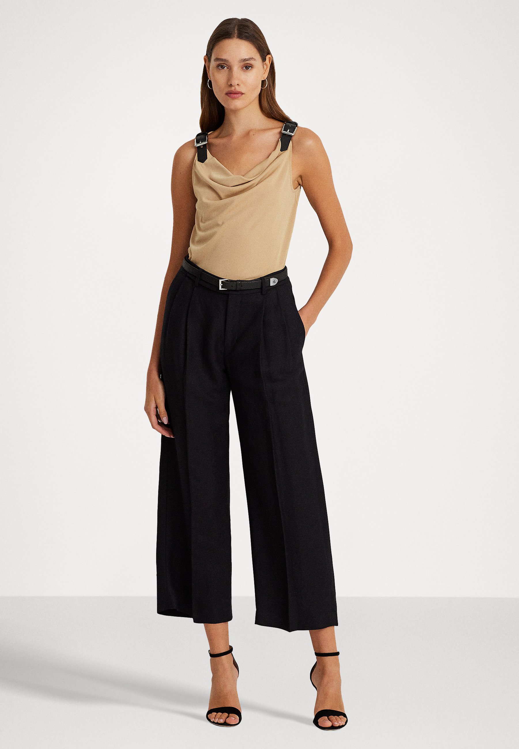 HASKEL SLEEVELESS TANK - Top