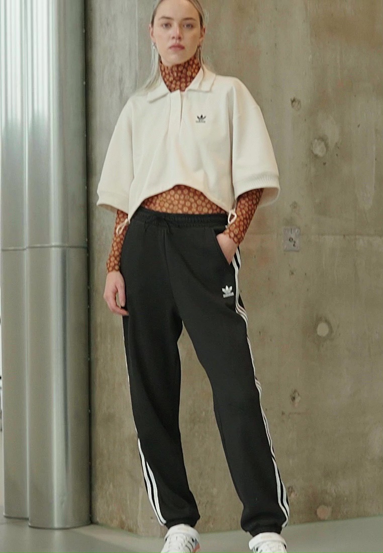 REGULAR PANTS - Tracksuit bottoms