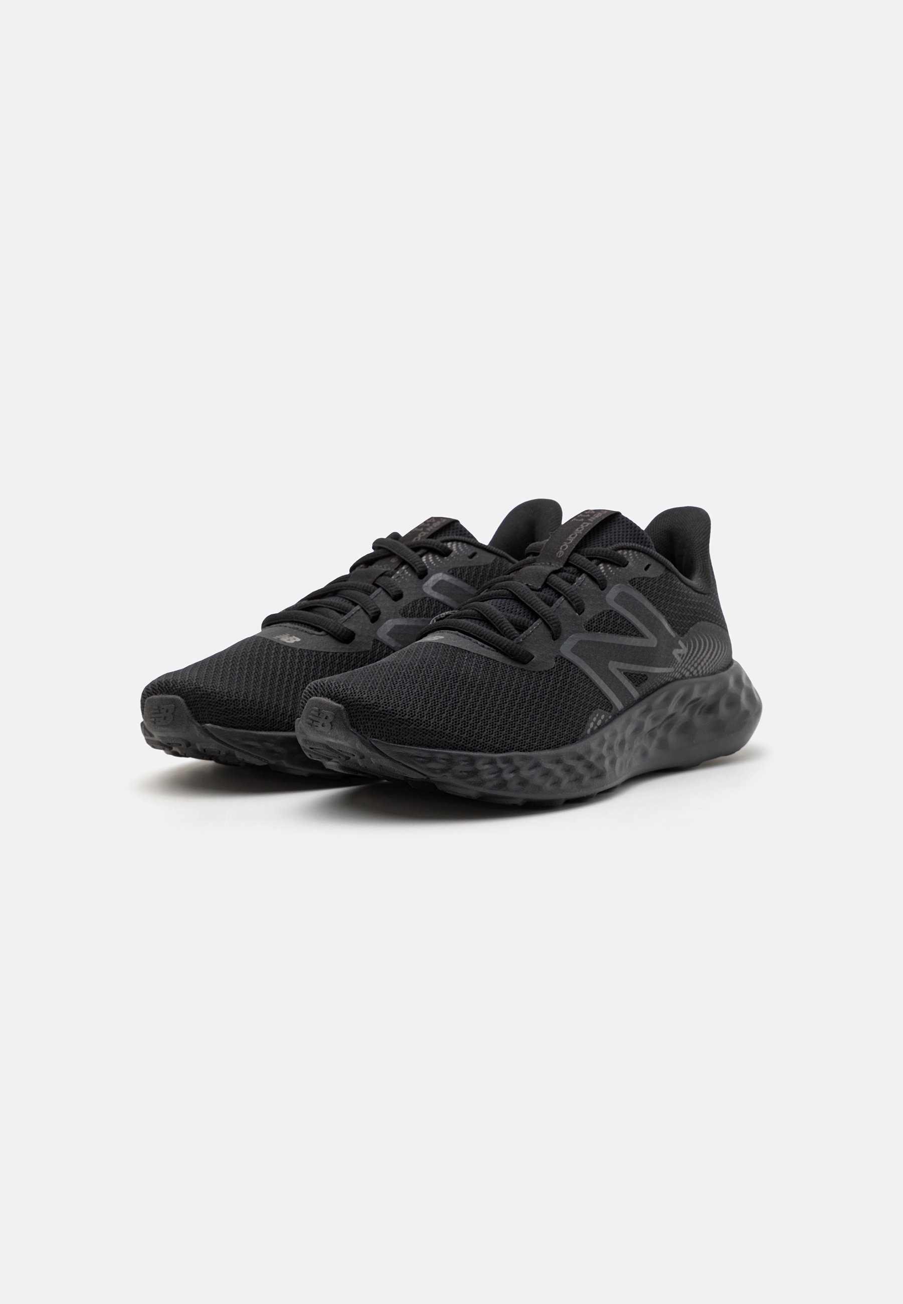 411V3 - Neutral running shoes