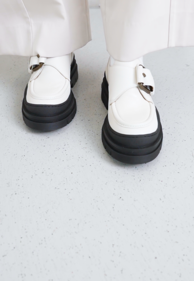 WILLOW - Slip-ons