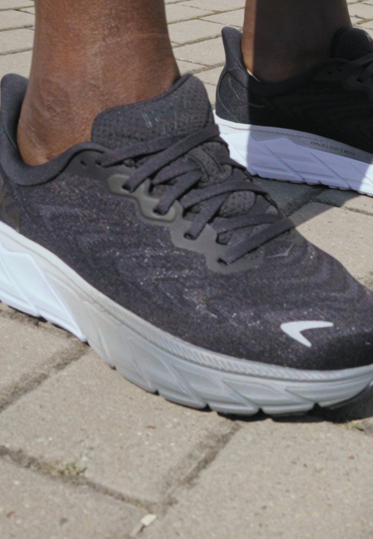 ARAHI 6 - Stabilty running shoes