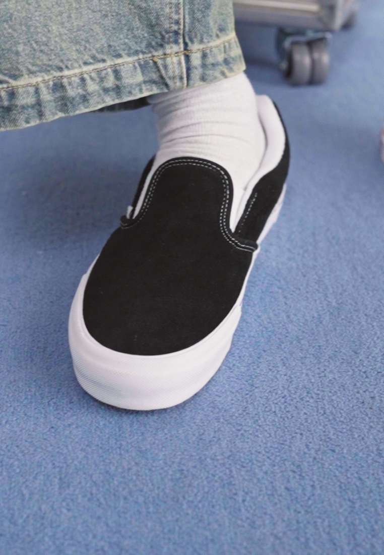 KNU UNISEX - Slip-ons