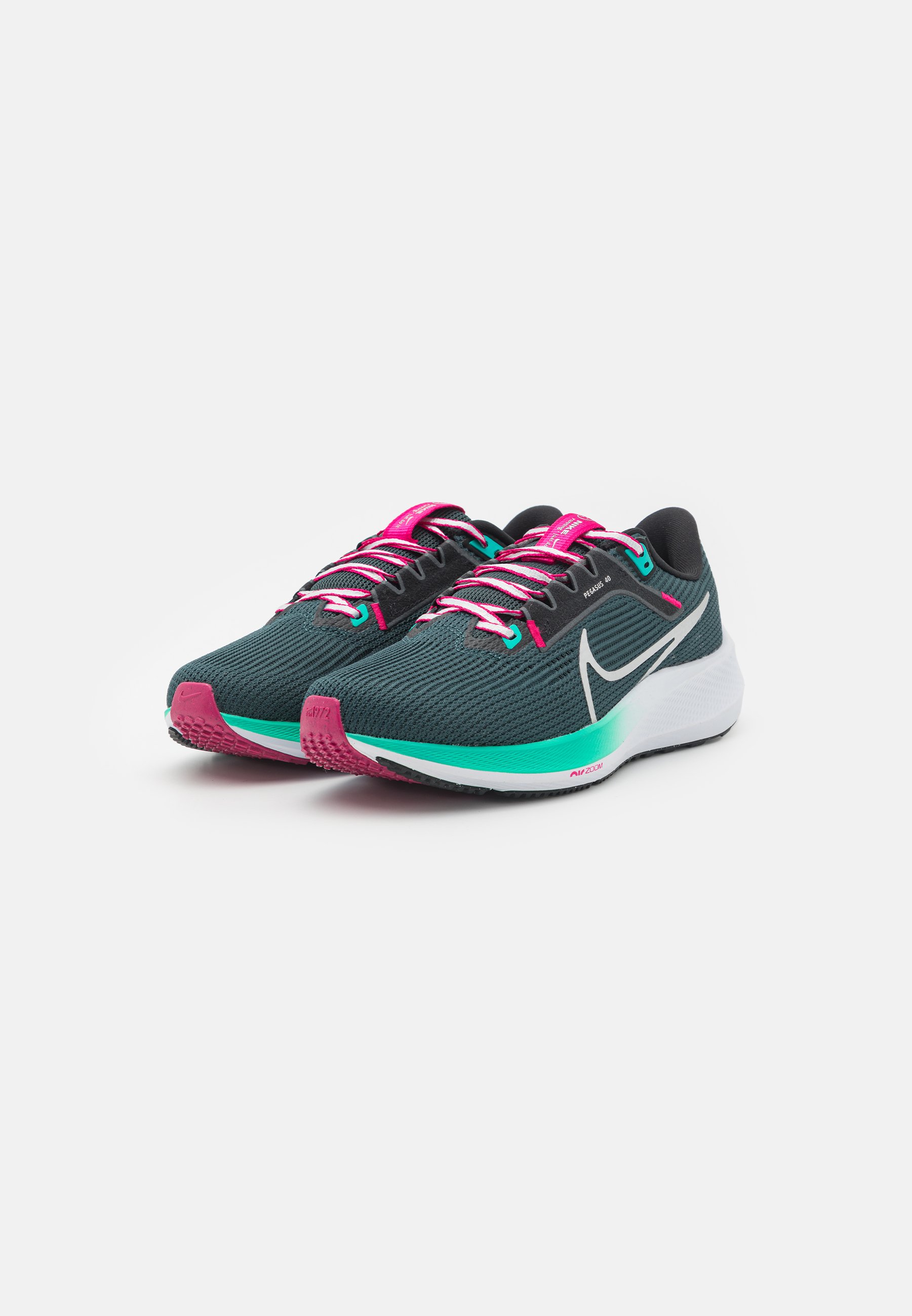 AIR ZOOM PEGASUS 40 - Neutral running shoes