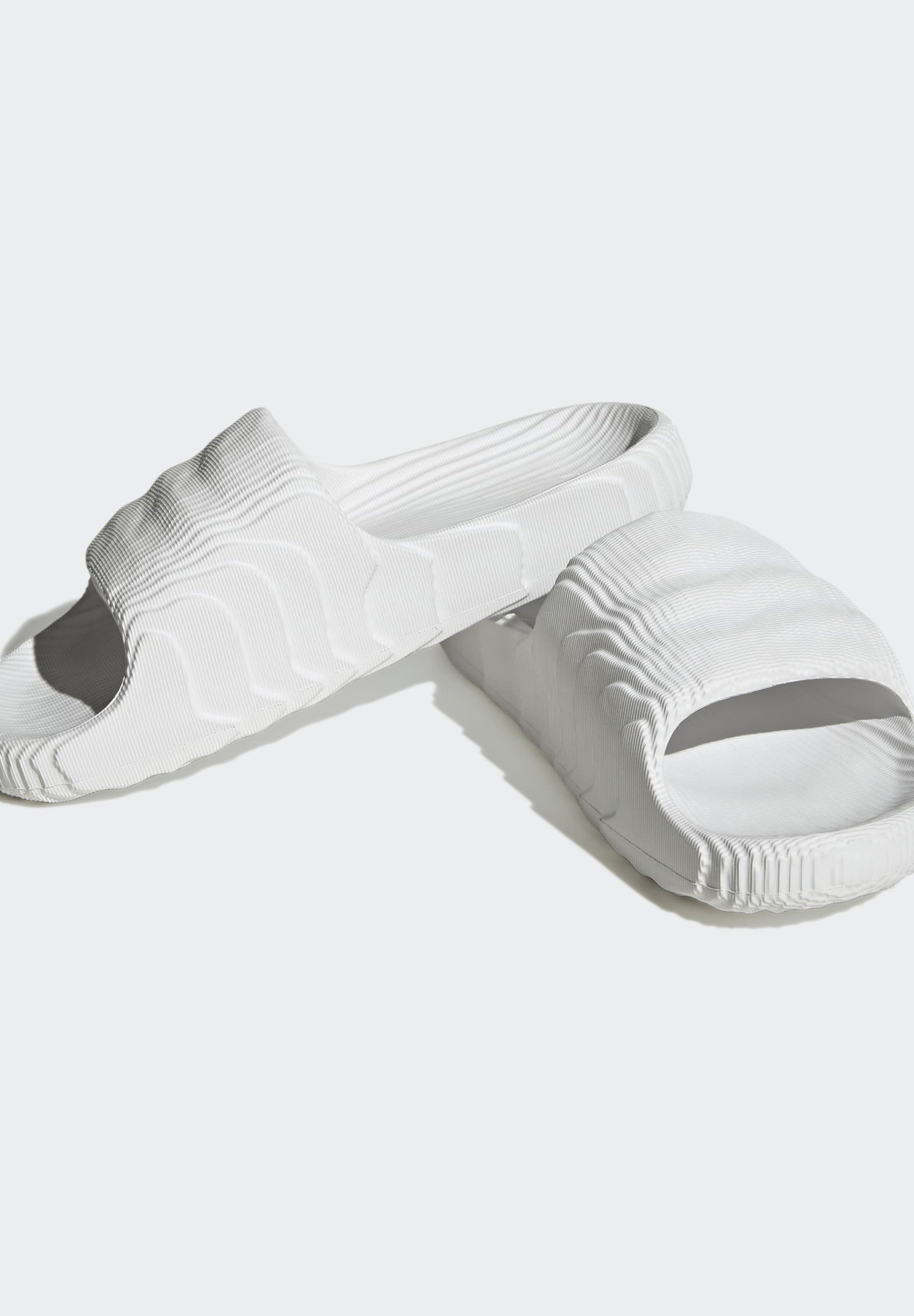 ADILETTE 22 - Pool slides