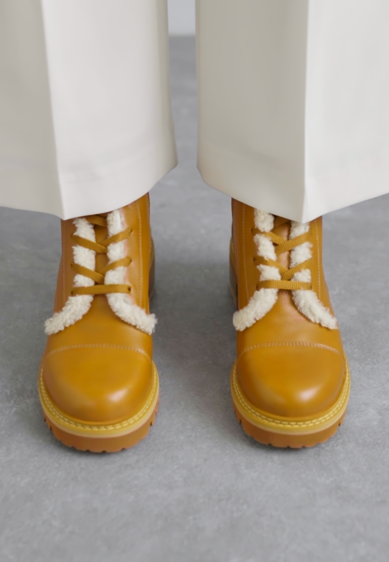 MALLORY LACE UP BOOTIE - Platform ankle boots