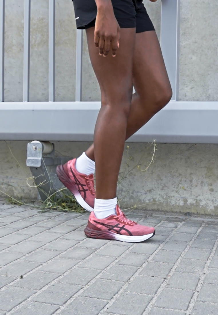 DYNABLAST - Neutral running shoes