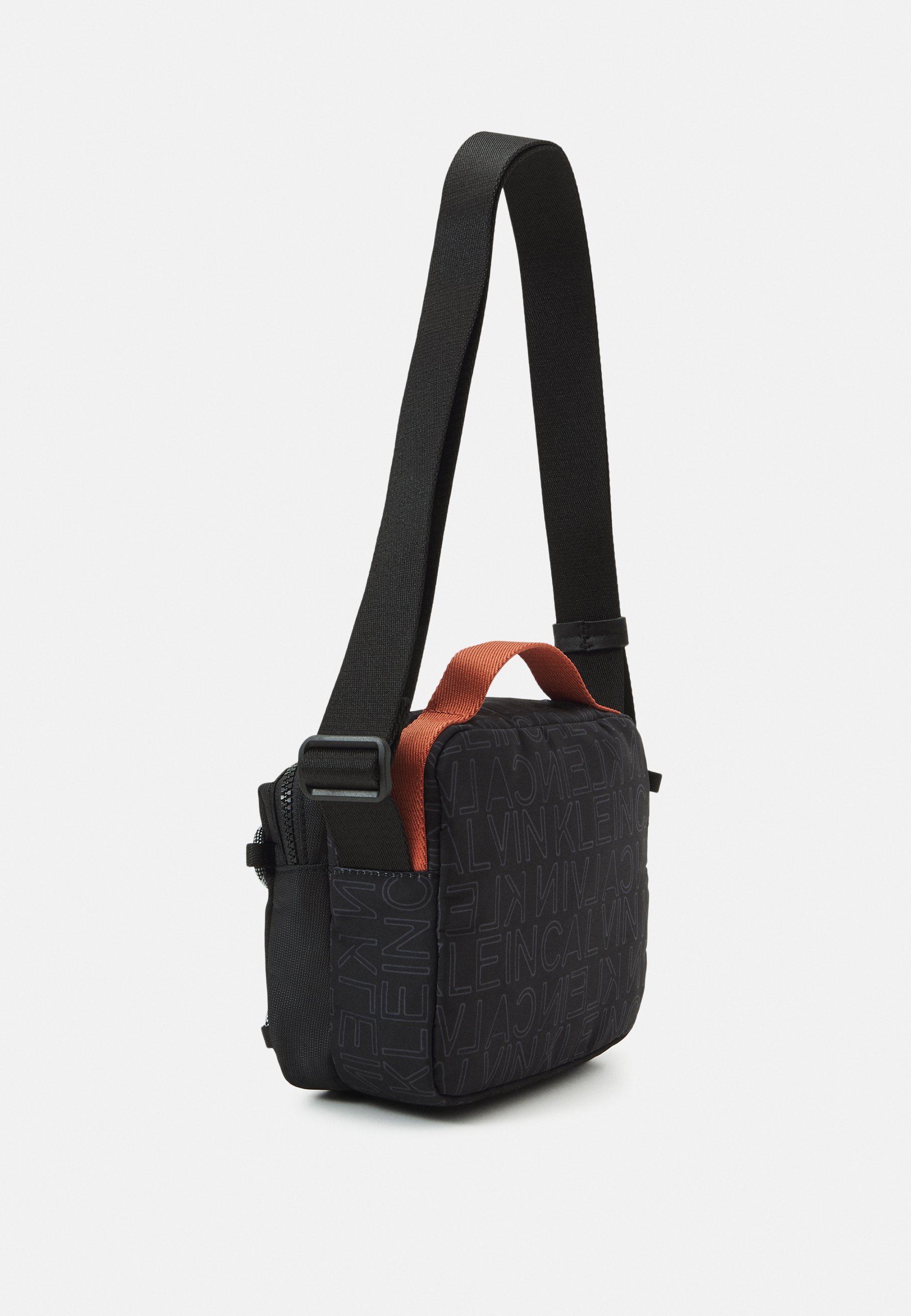 MUST HIKE CAMERA BAG MONO - Across body bag