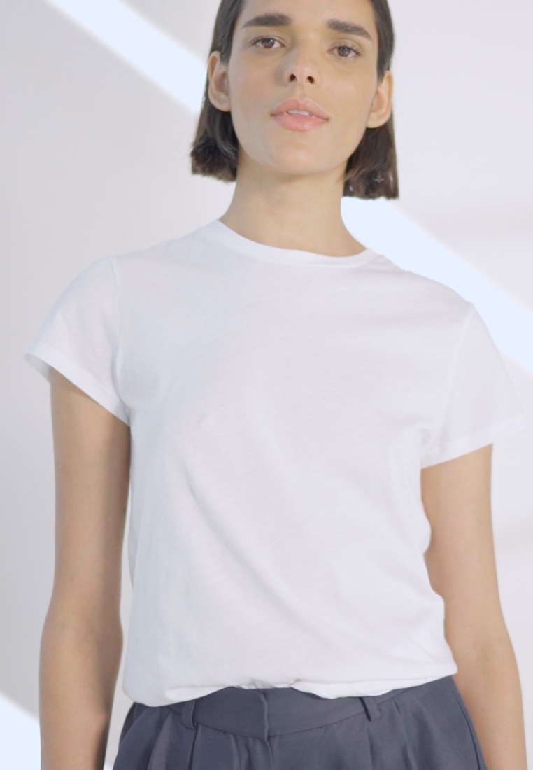 SOFT TEE - Basic T-shirt