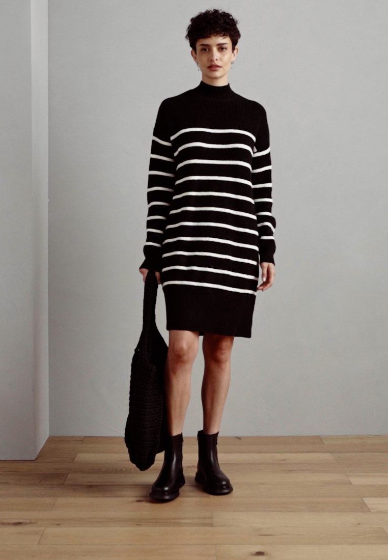 Jumper dress