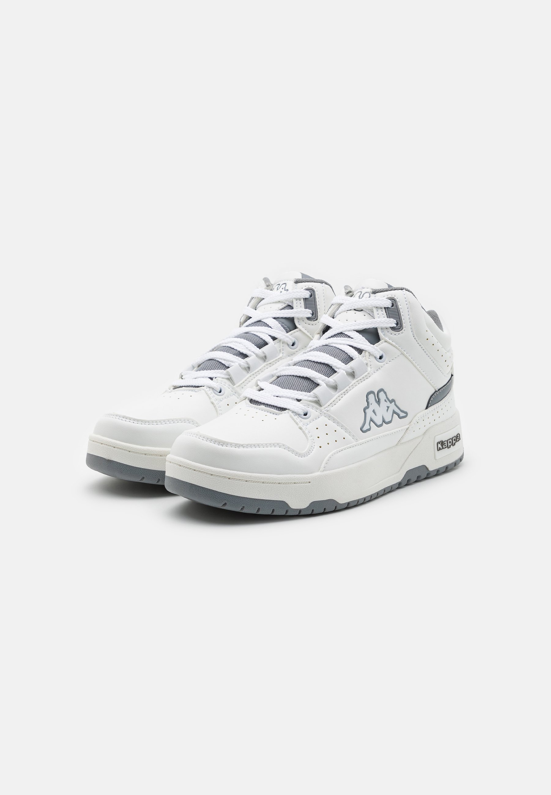 Training shoe