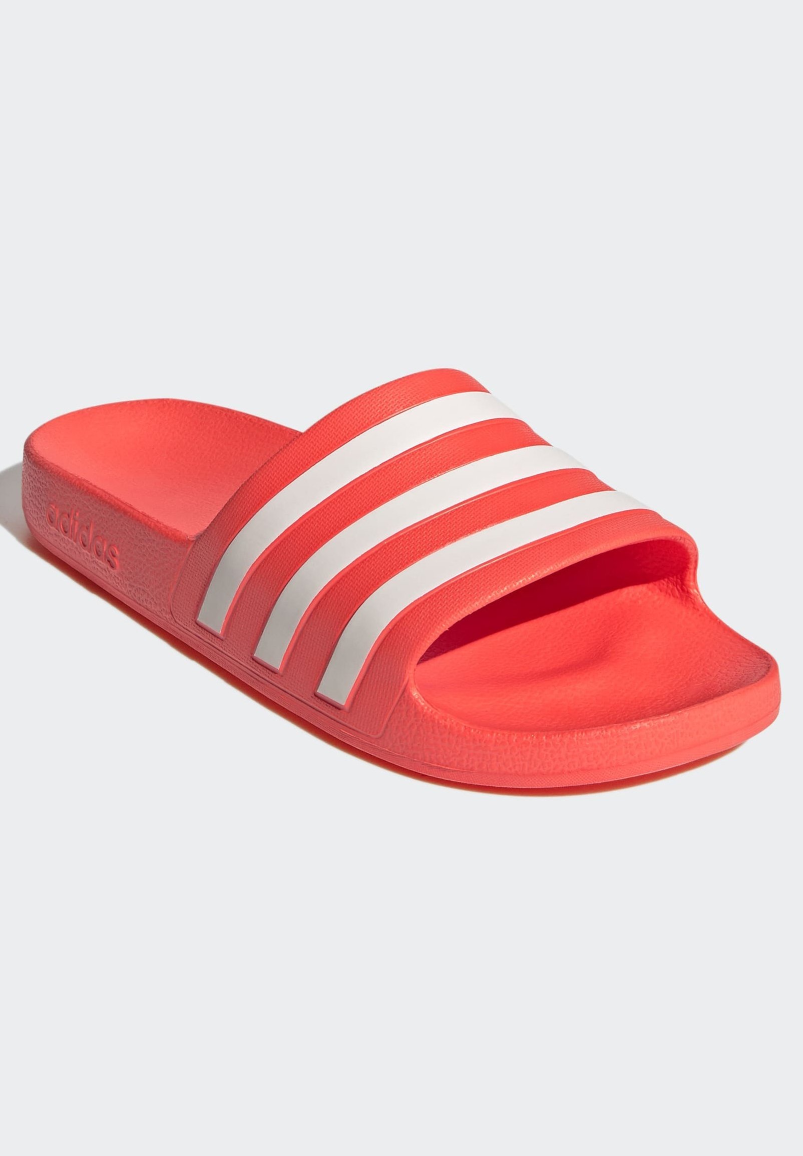 Pool slides