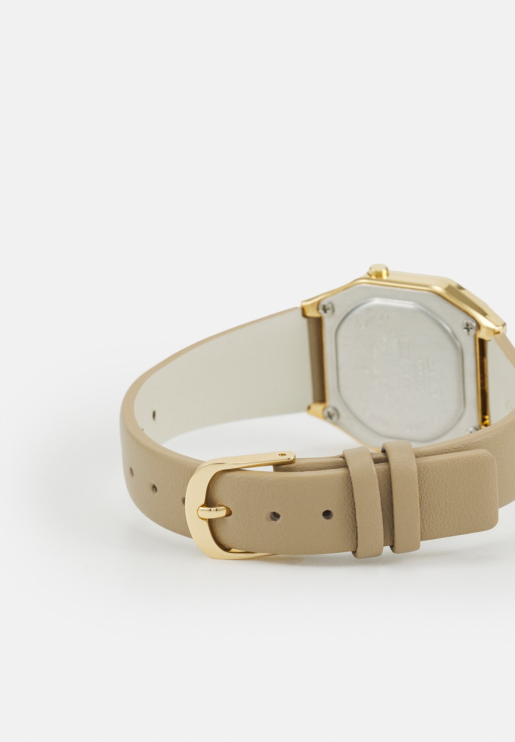 Digital watch