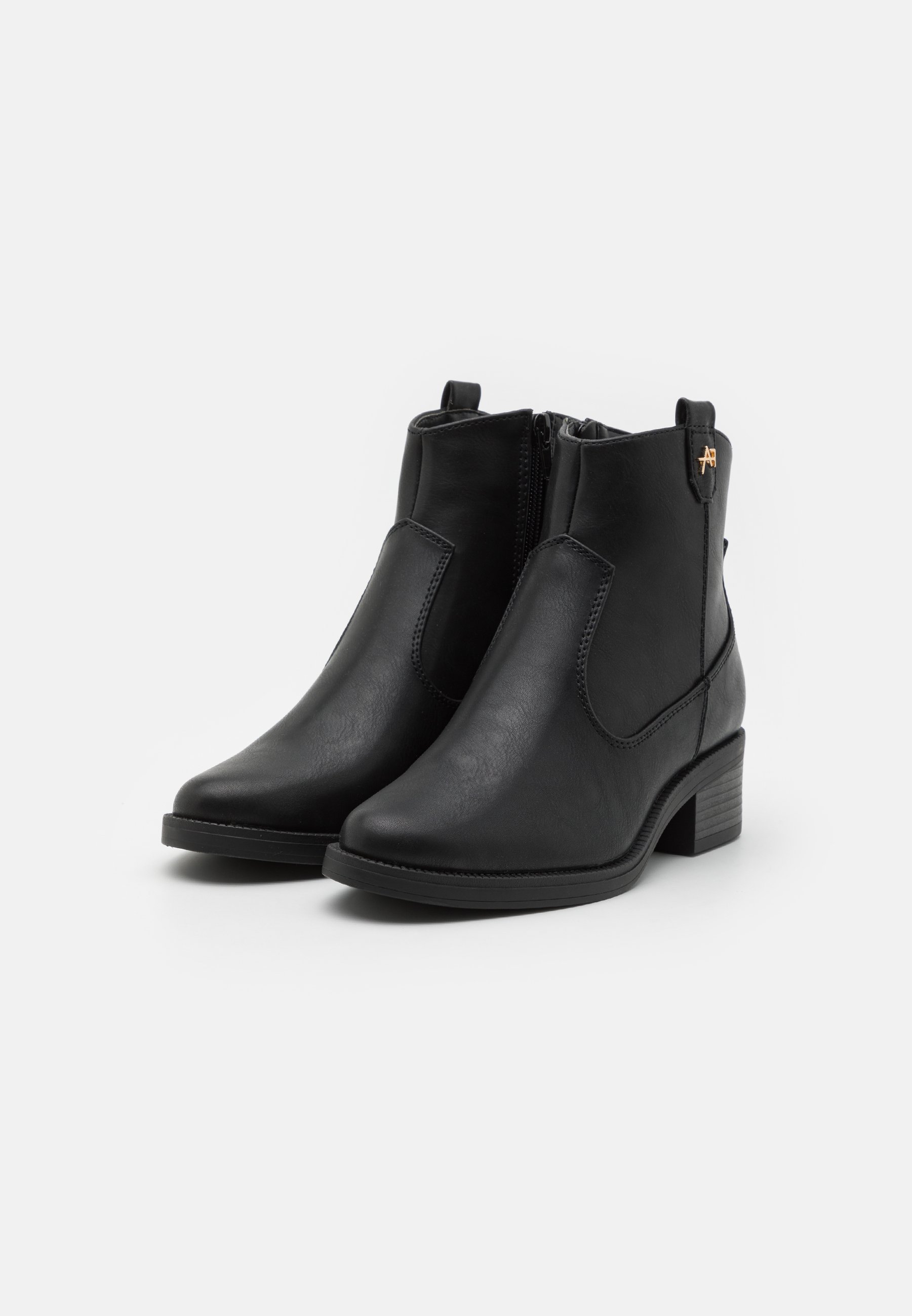 Classic ankle boots