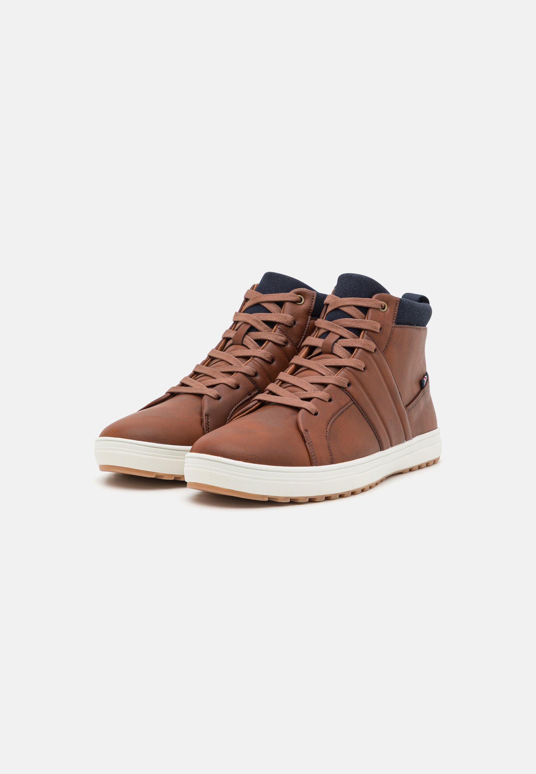 High-top trainers