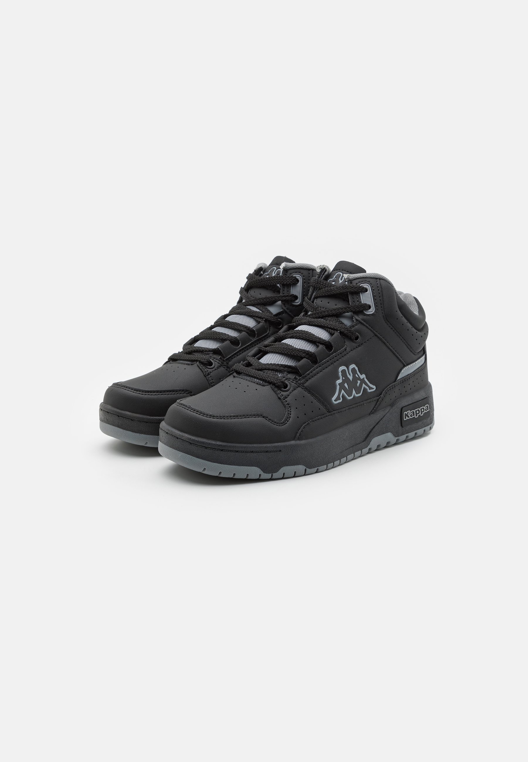 Training shoe