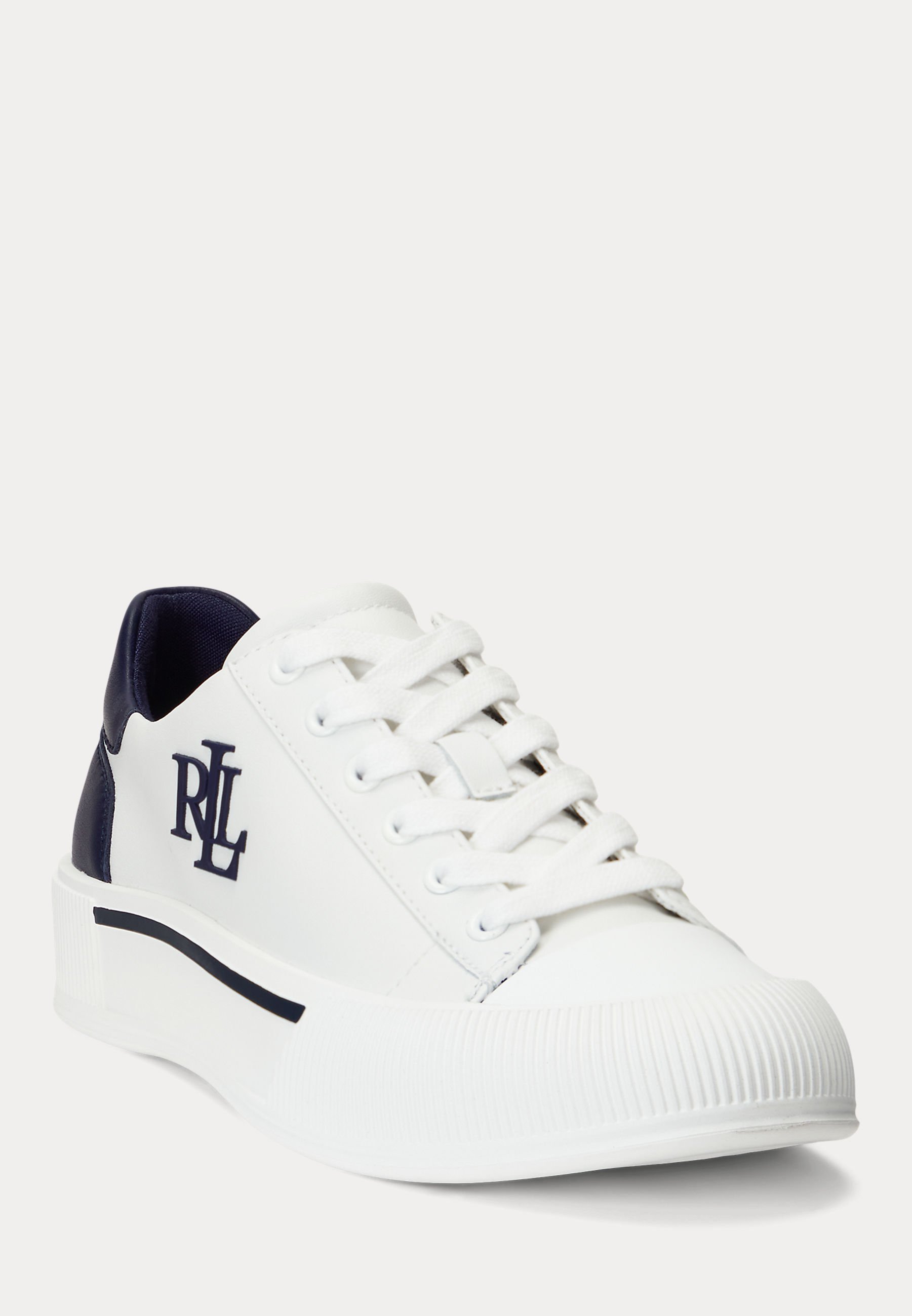 DAISIE - Trainers