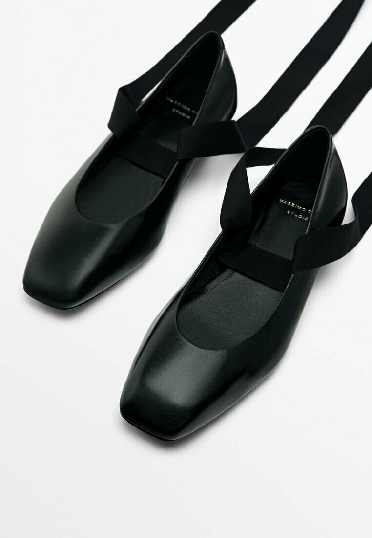 TIED STRAP STUDIO - Ankle cuff ballet pumps