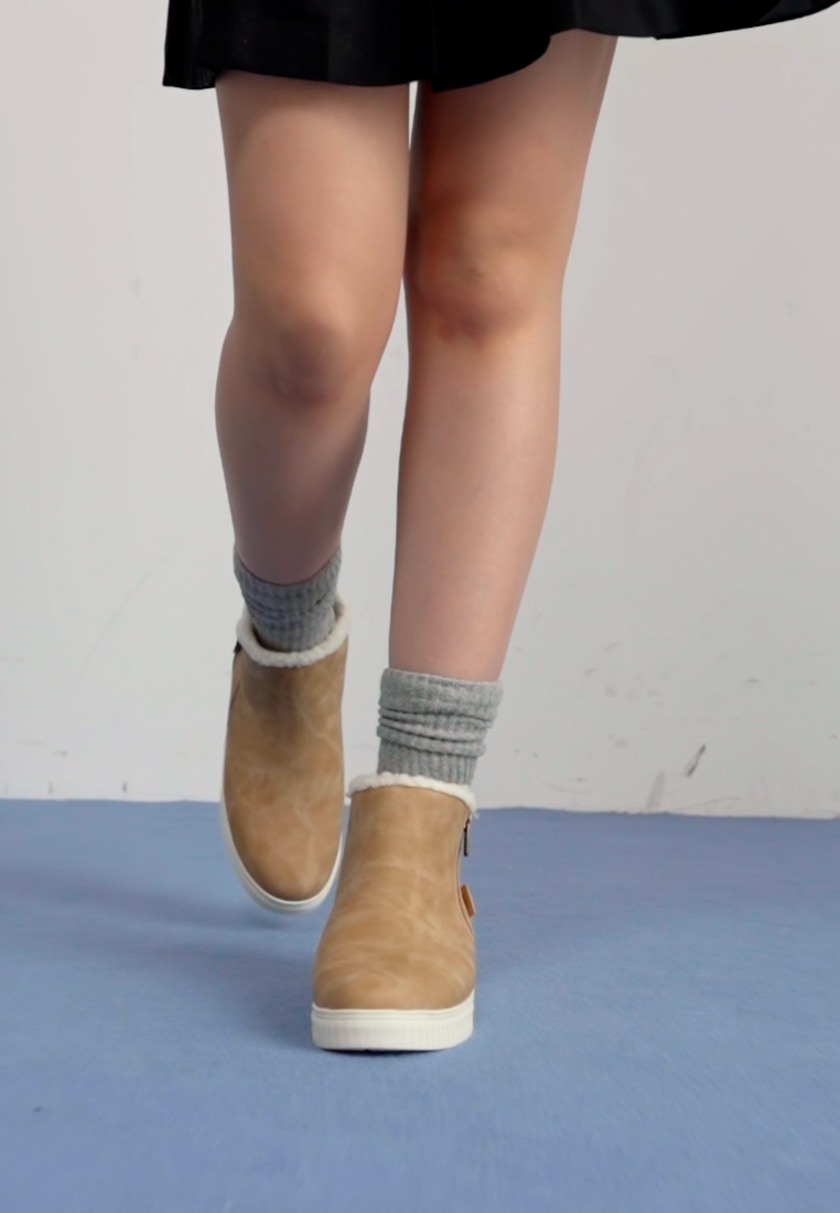 THEEO SHOE- Ankle boots