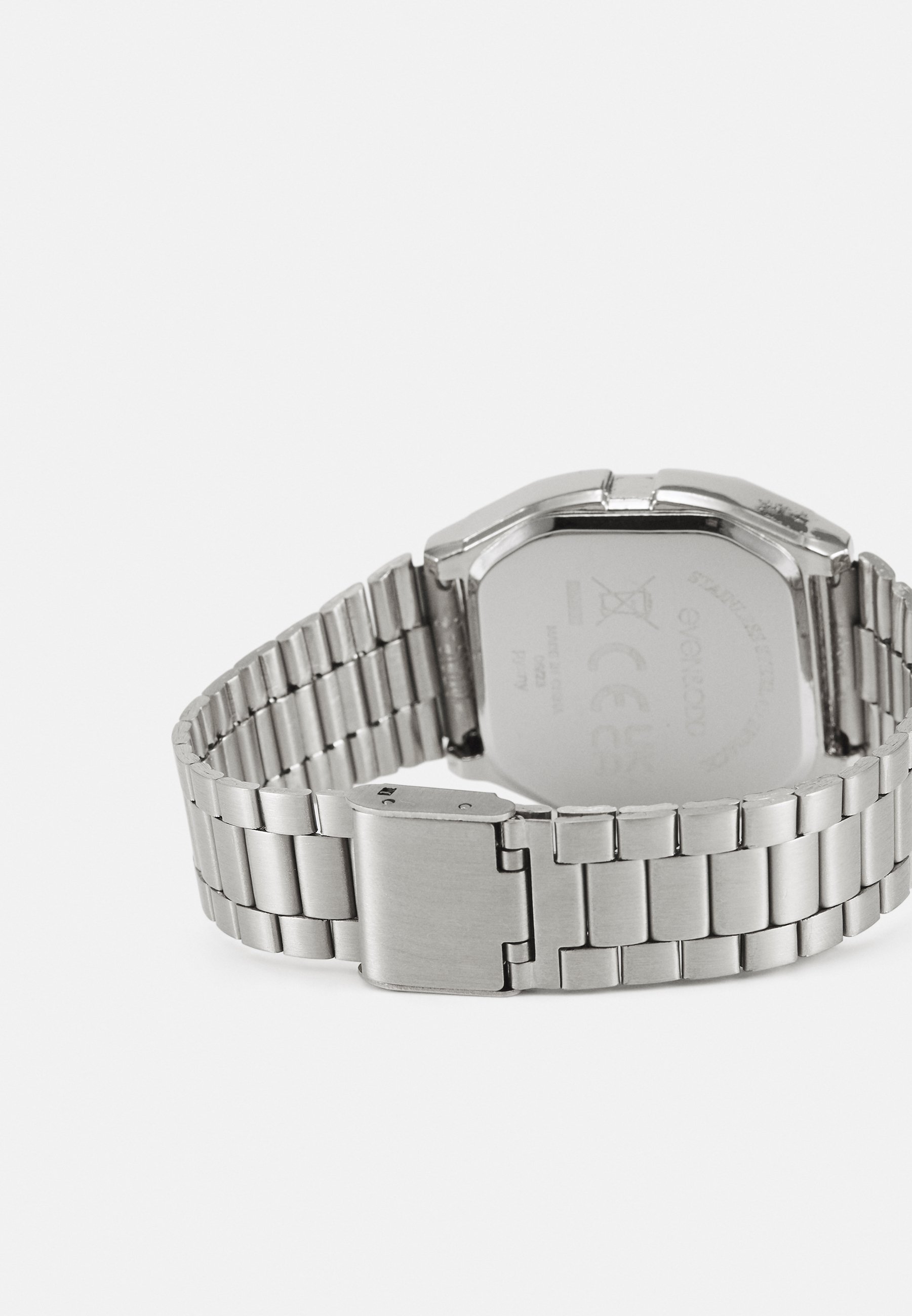 Digital watch