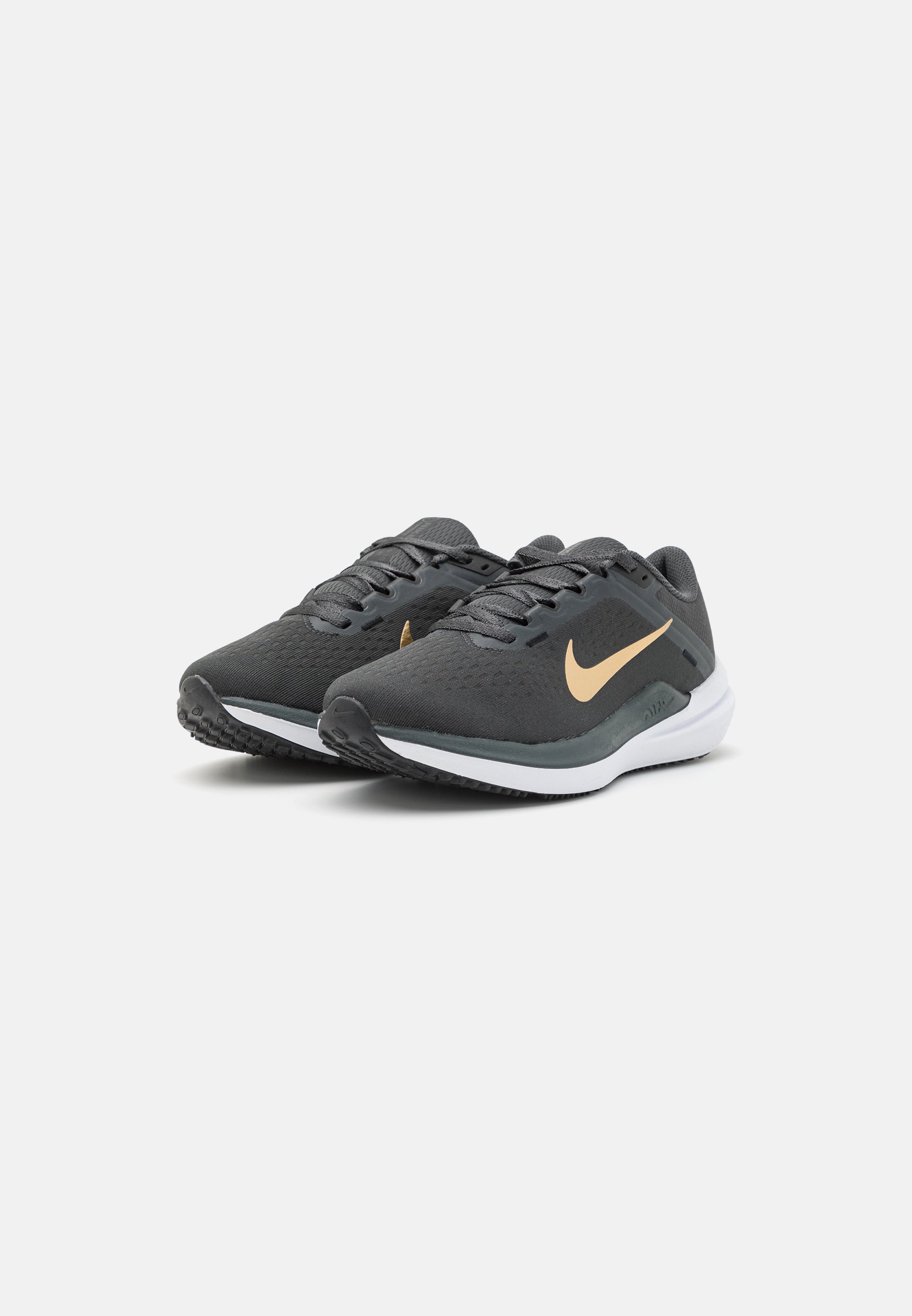 AIR WINFLO 10 - Neutral running shoes