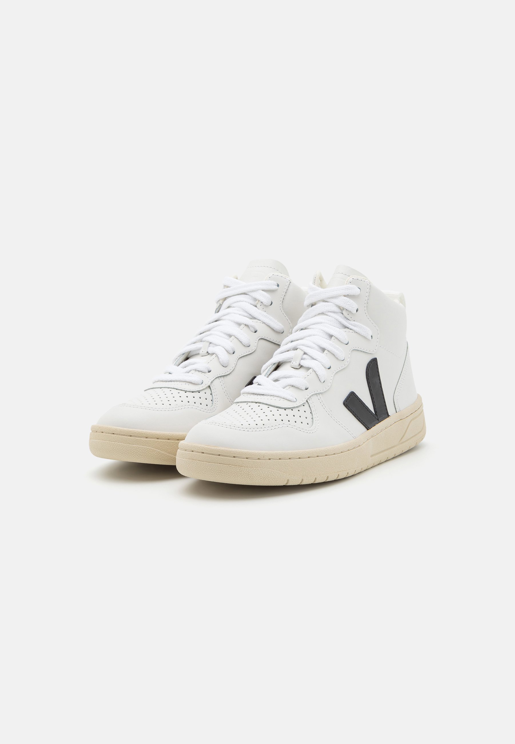 V-15 - High-top trainers