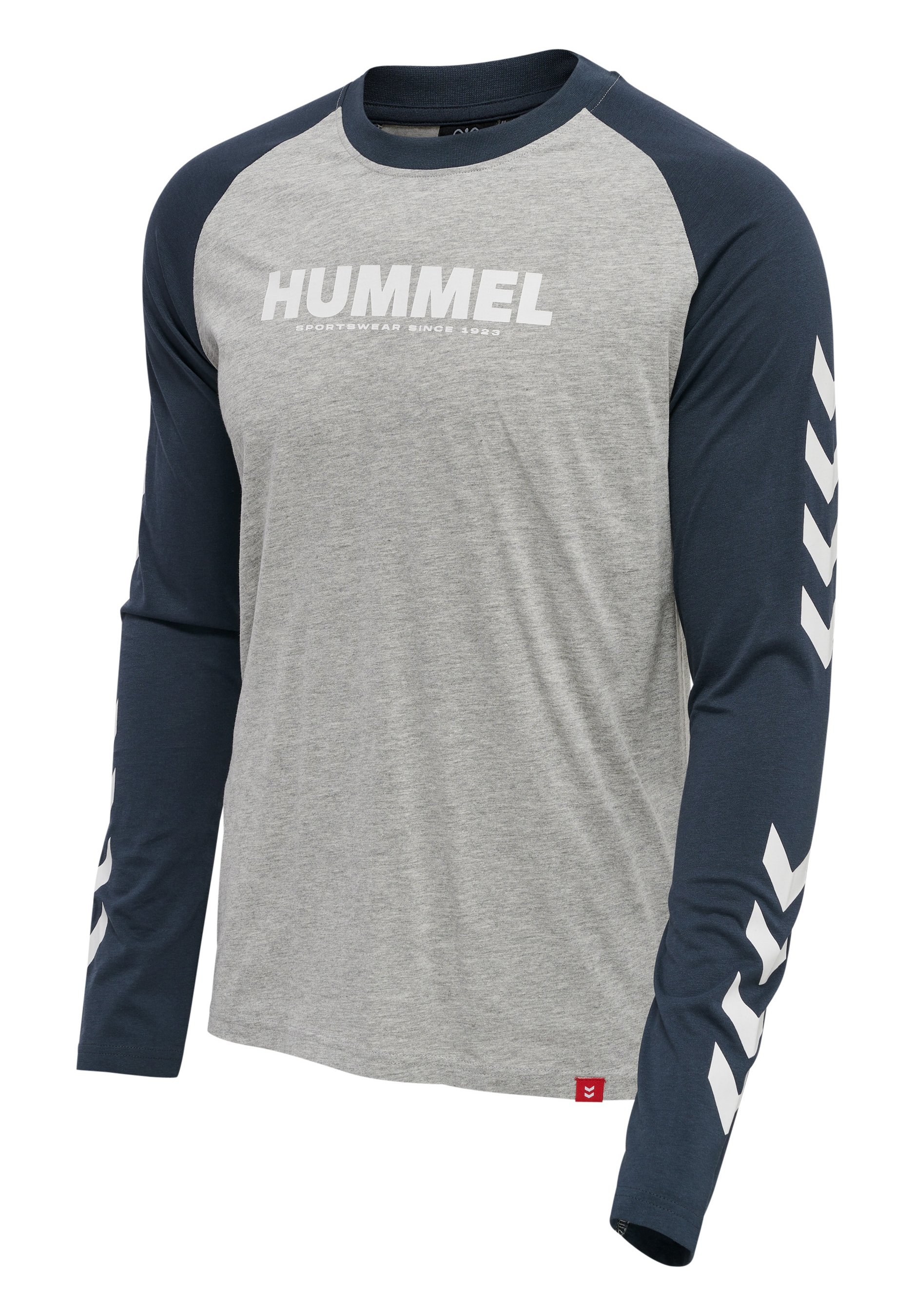 Long sleeved top