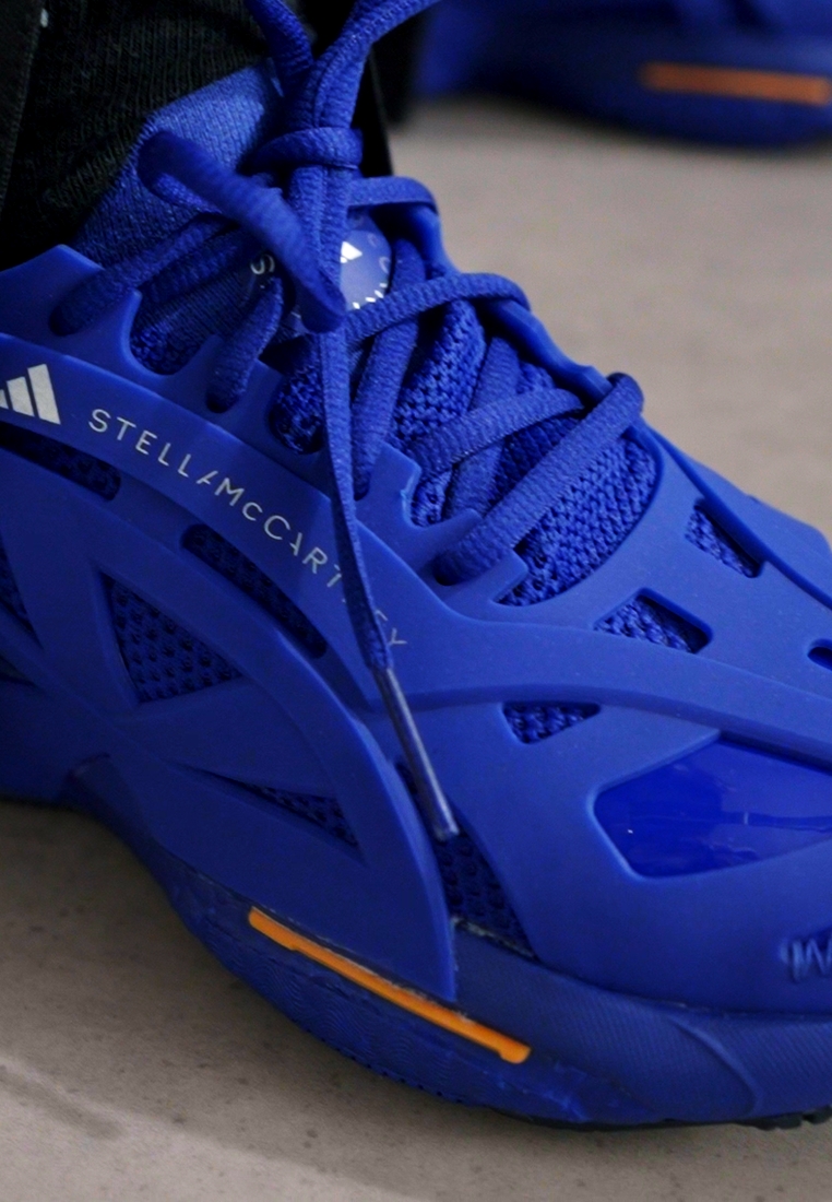 SOLARGLIDE - Competition running shoes